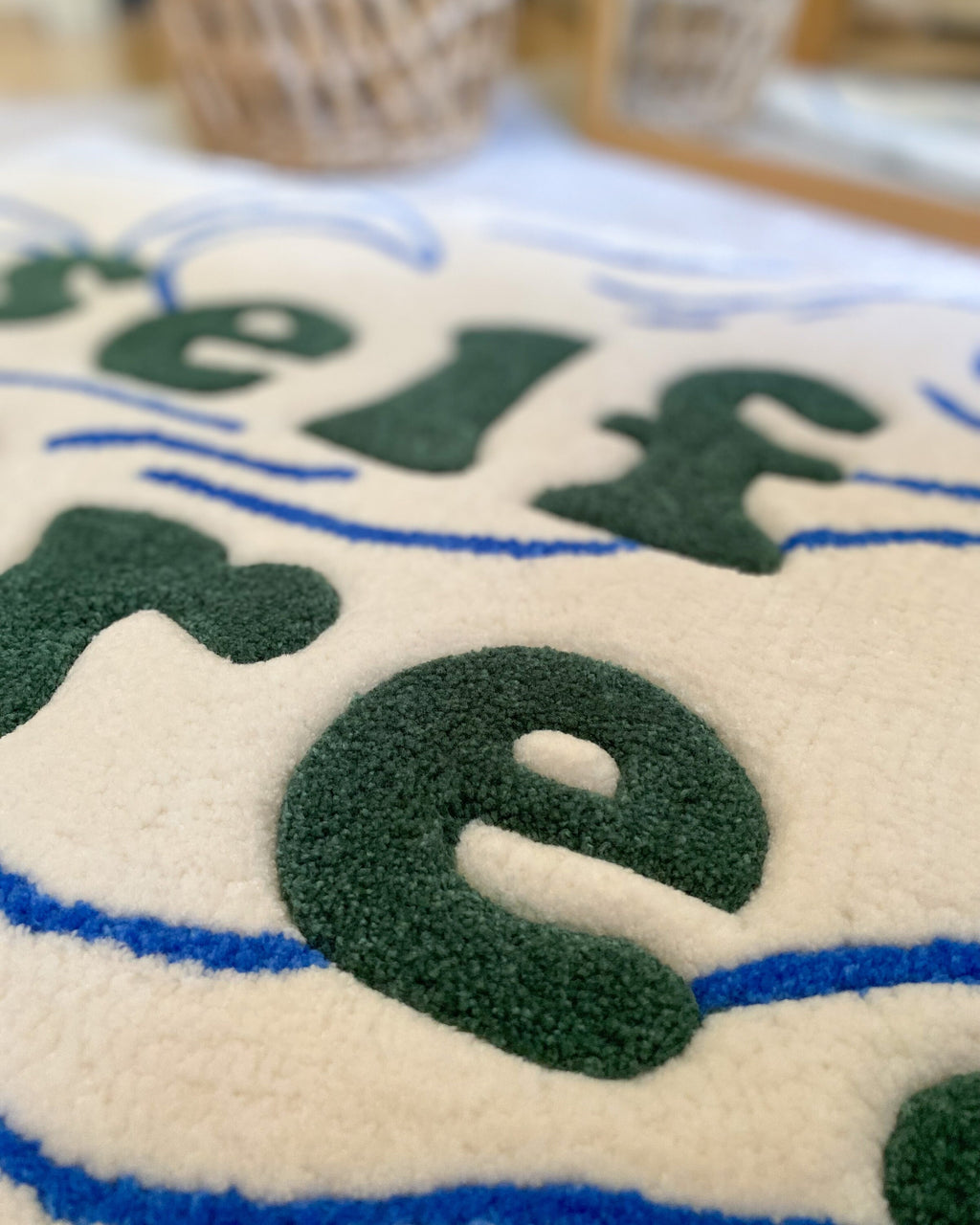 LargoModern Self Care Handmade Tufted Rug 100cm White