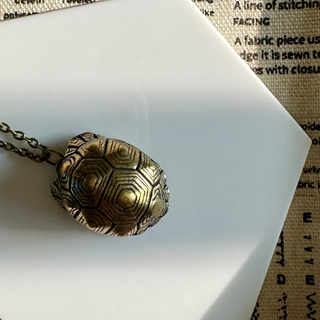 VanillaStarCafe Bronze Ringing Turtle Shell Necklace