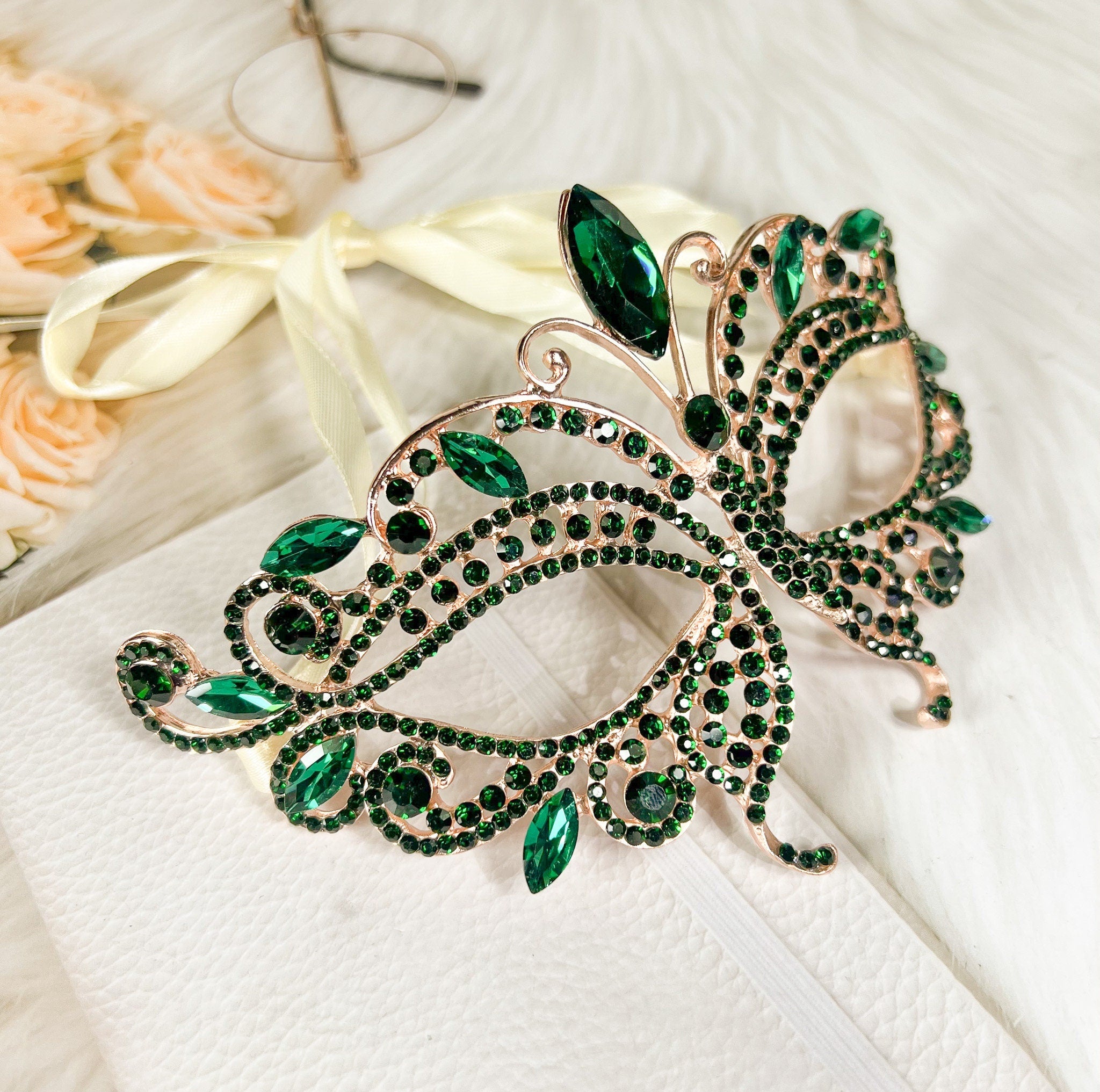 HappyJewelryWorld Butterfly Green Rhinestone Masquerade Mask