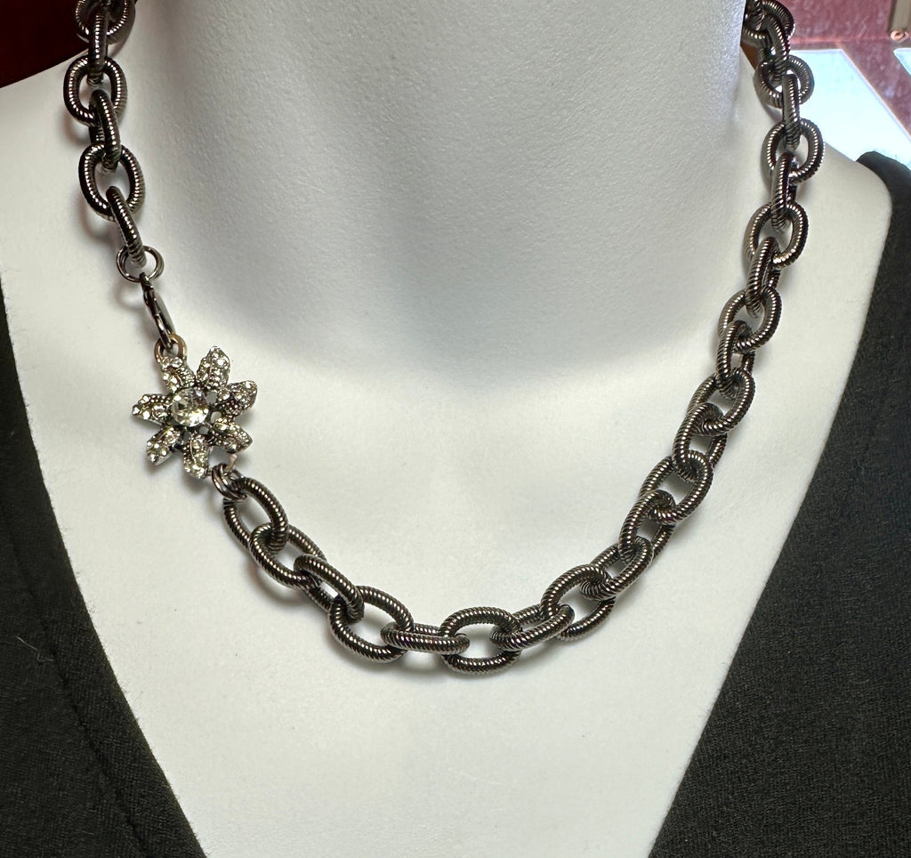 MossberryandStone Heavy Textured Cable Chain Crystal Flower Necklace 16in