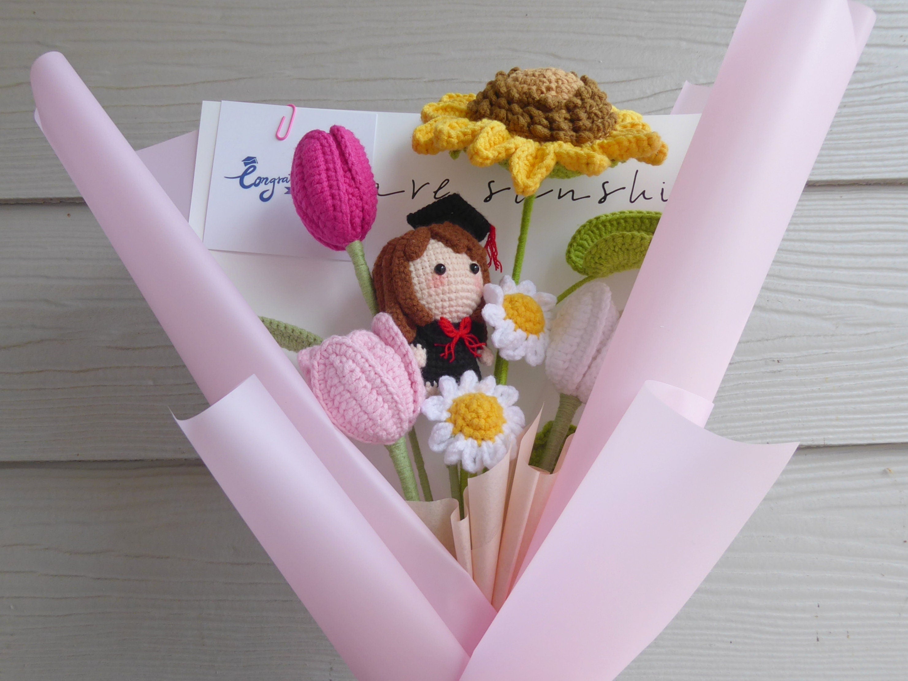 CrochetRecipe Graduation Crochet Flowers Bouquet