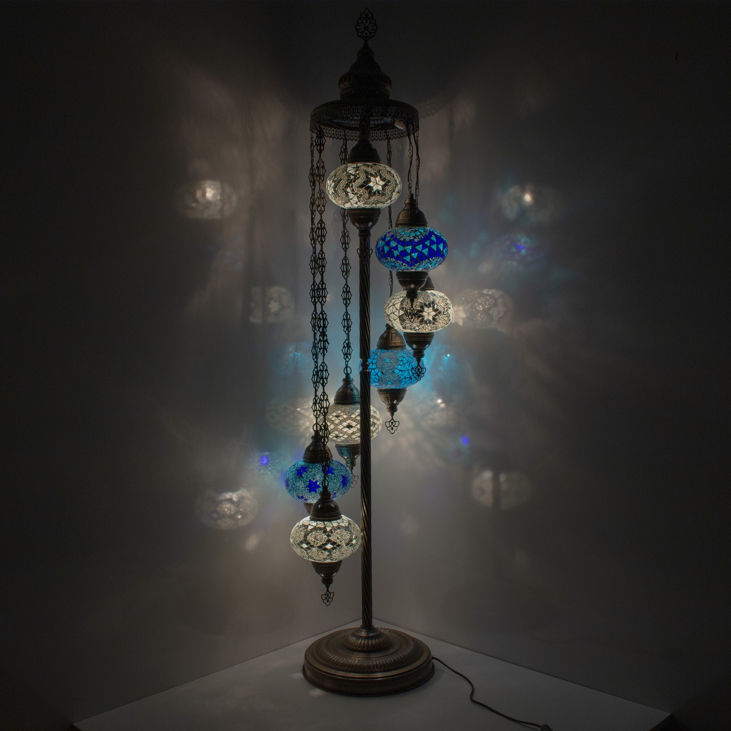 MoslandHome Handmade Turkish Mosaic Floor Lamp 7 Globe Corner