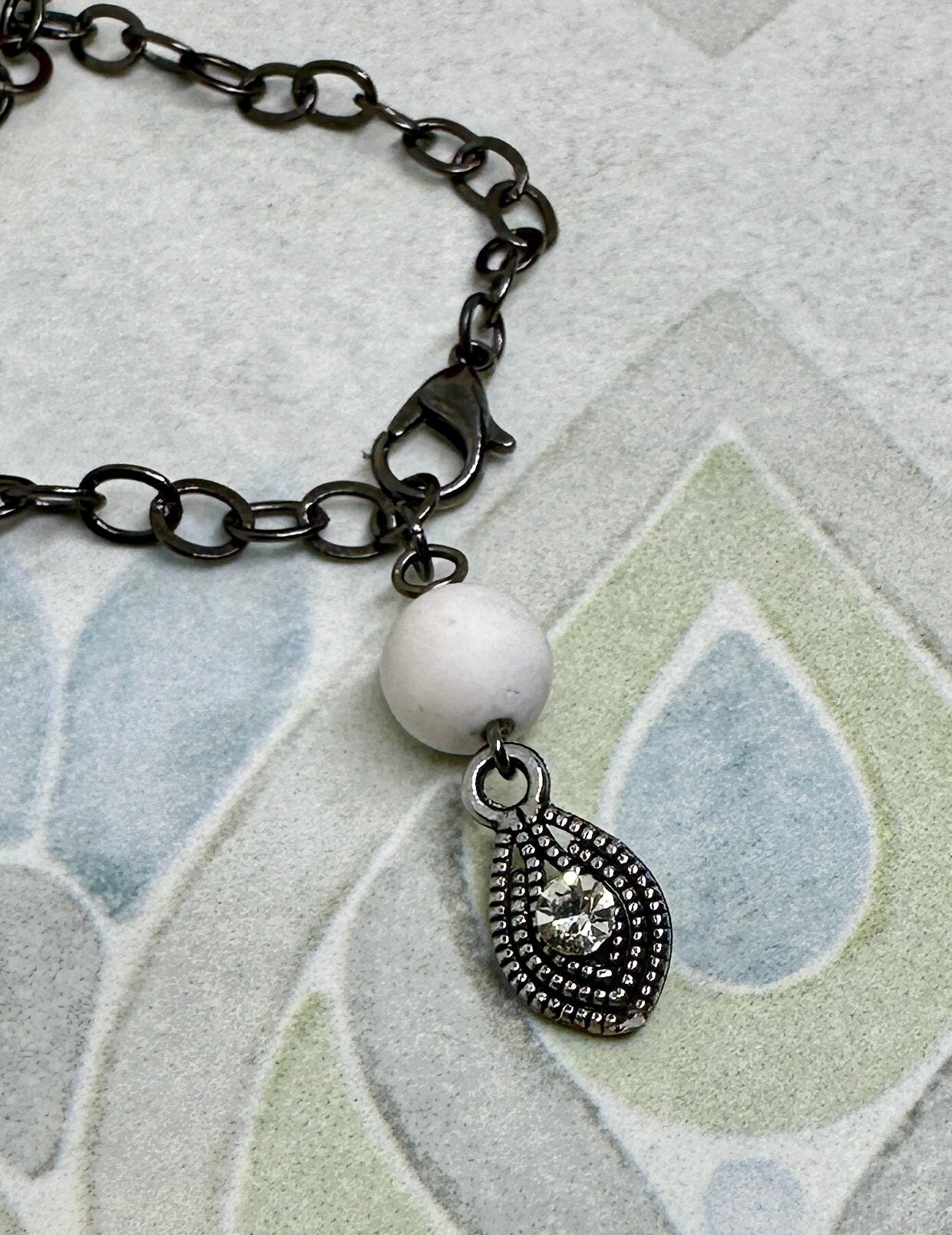 MossberryandStone Gothic Heart Pendant Necklace Gunmetal Silver 24in