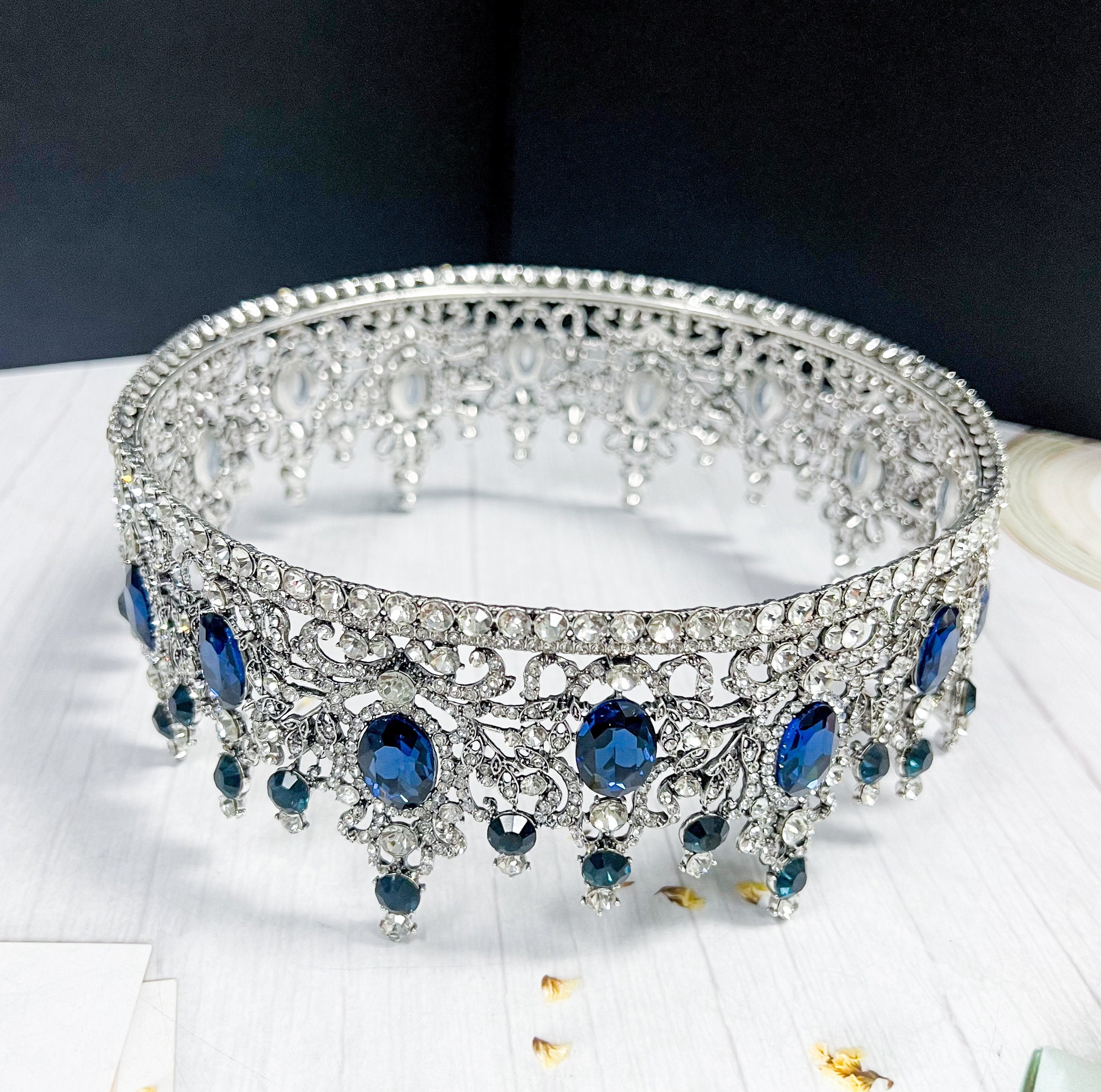 HappyJewelryWorld Royal King Blue Crystal Crown