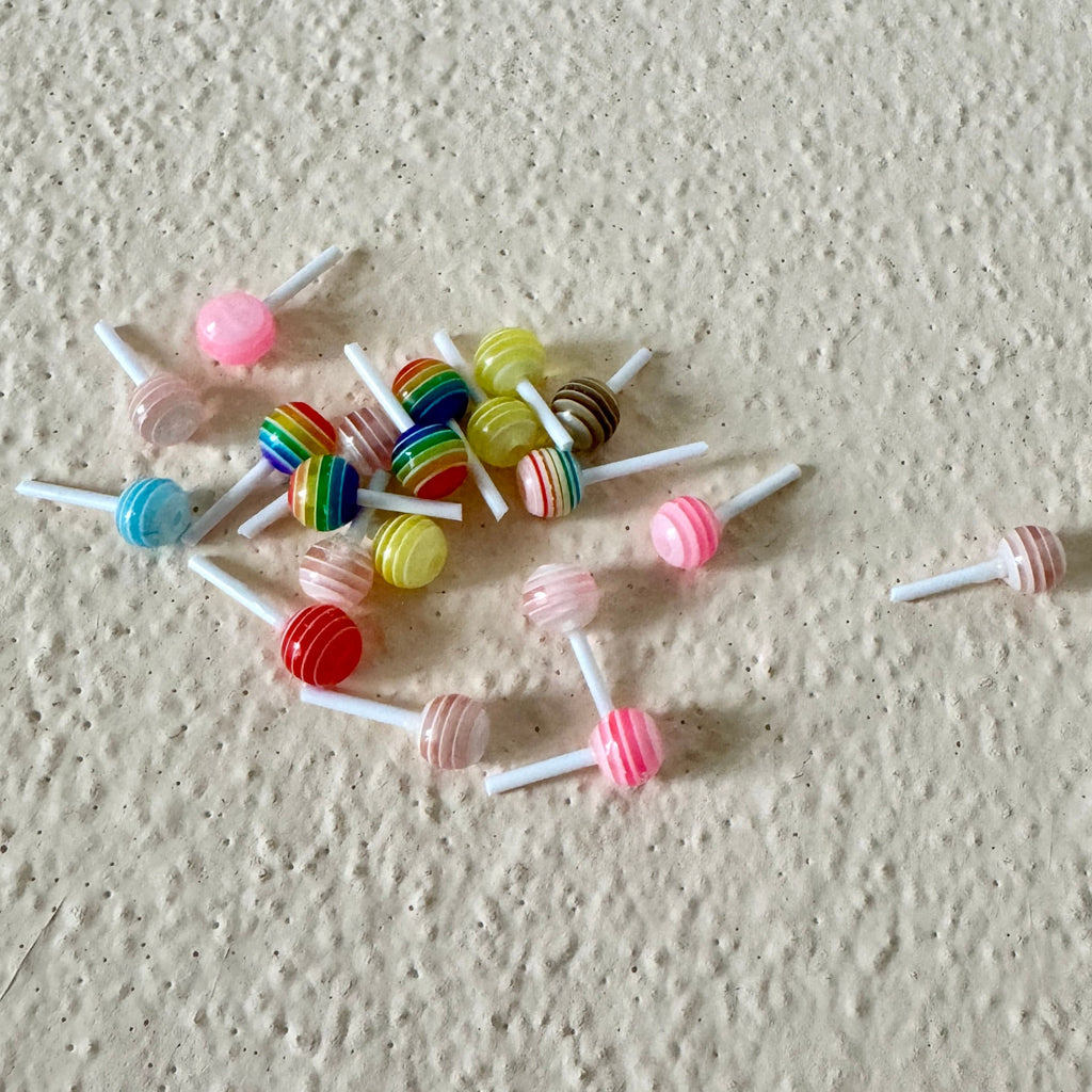 VanillaStarCafe Miniature Lollipops Dollhouse Candy Collection