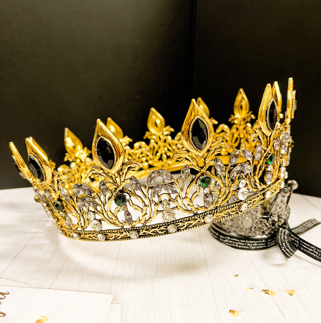 HappyJewelryWorld Gold King Crown with Black Sapphire Crystals XXL