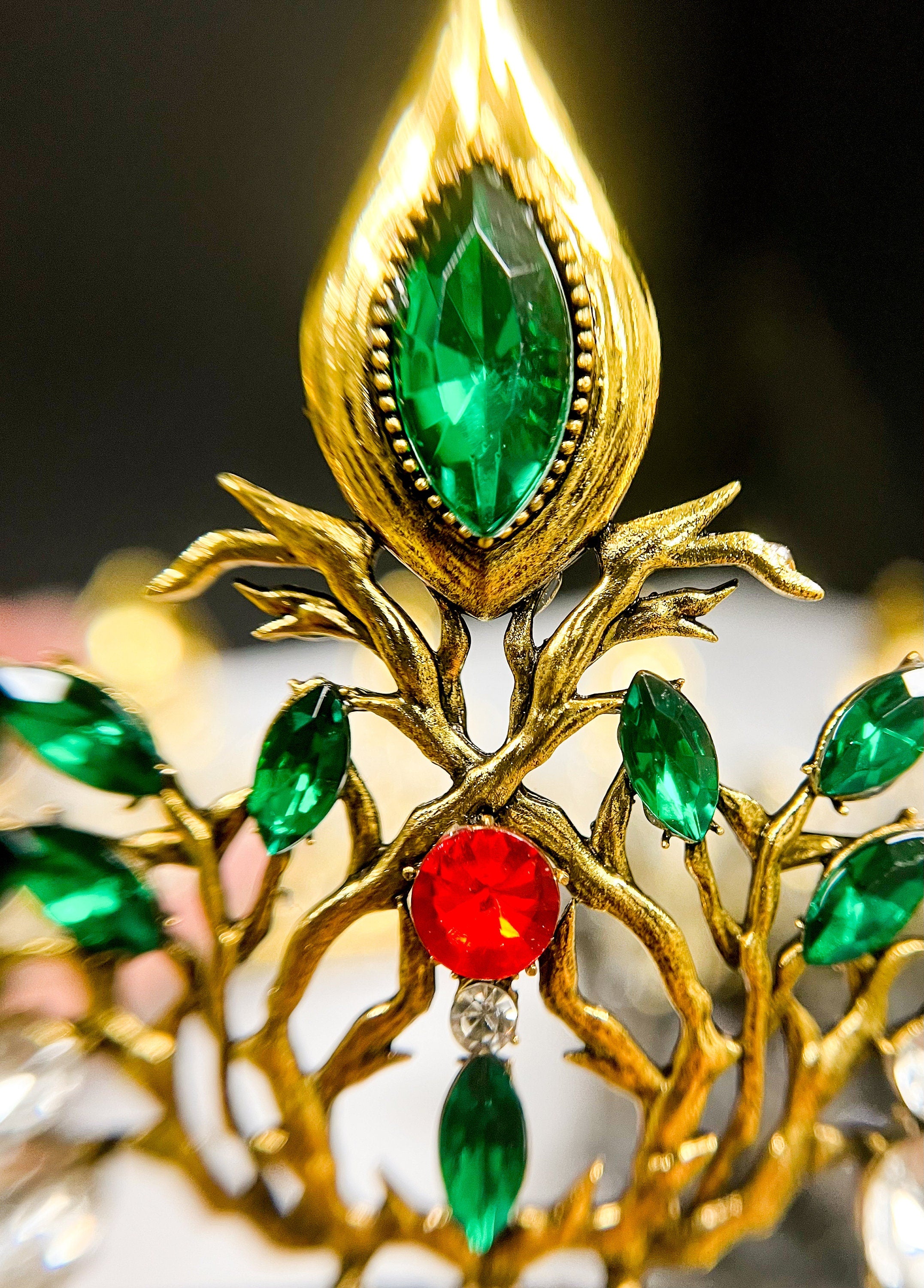 HappyJewelryWorld Vintage King Crown Green Crystal Medieval Men's Crown