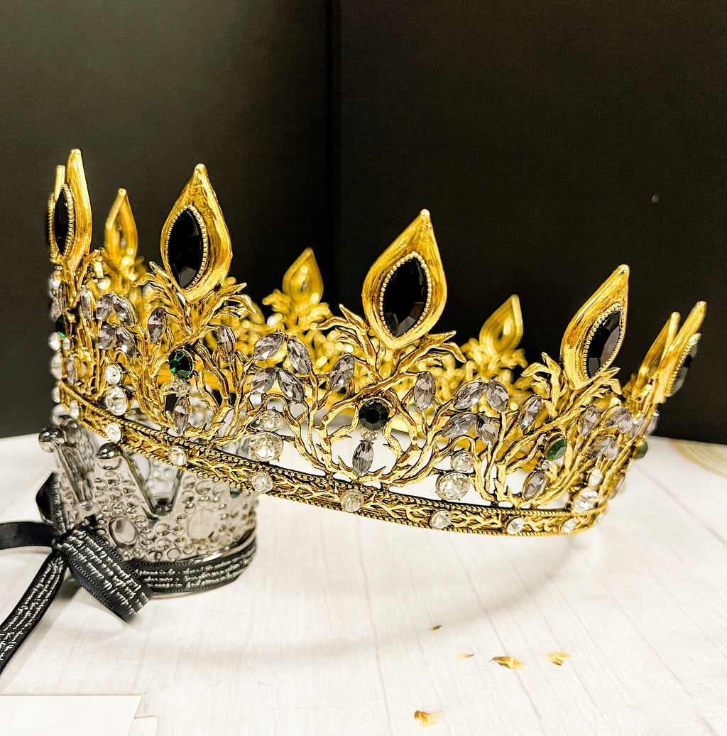 HappyJewelryWorld Gold King Crown with Black Sapphire Crystals XXL