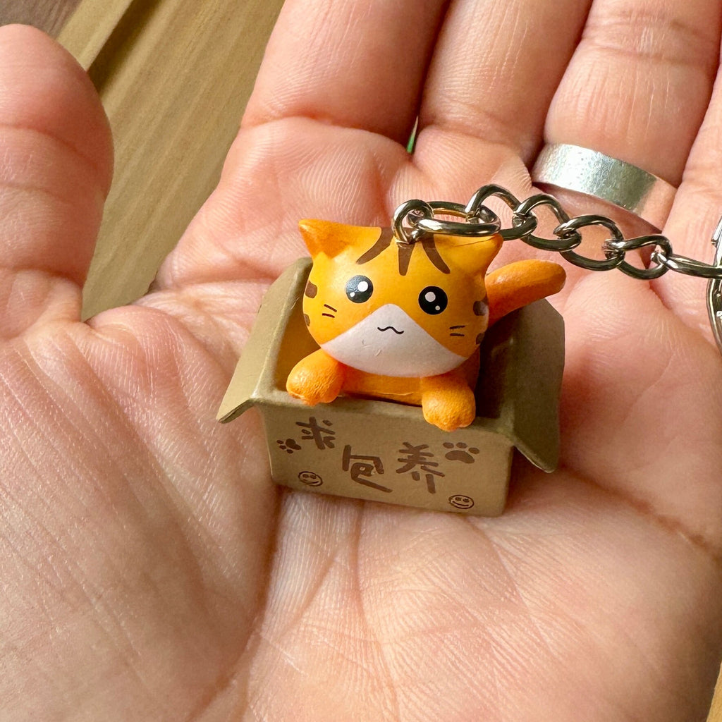 VanillaStarCafe Kitten in a Box Cat Keychain Mini Charm 1 Inch