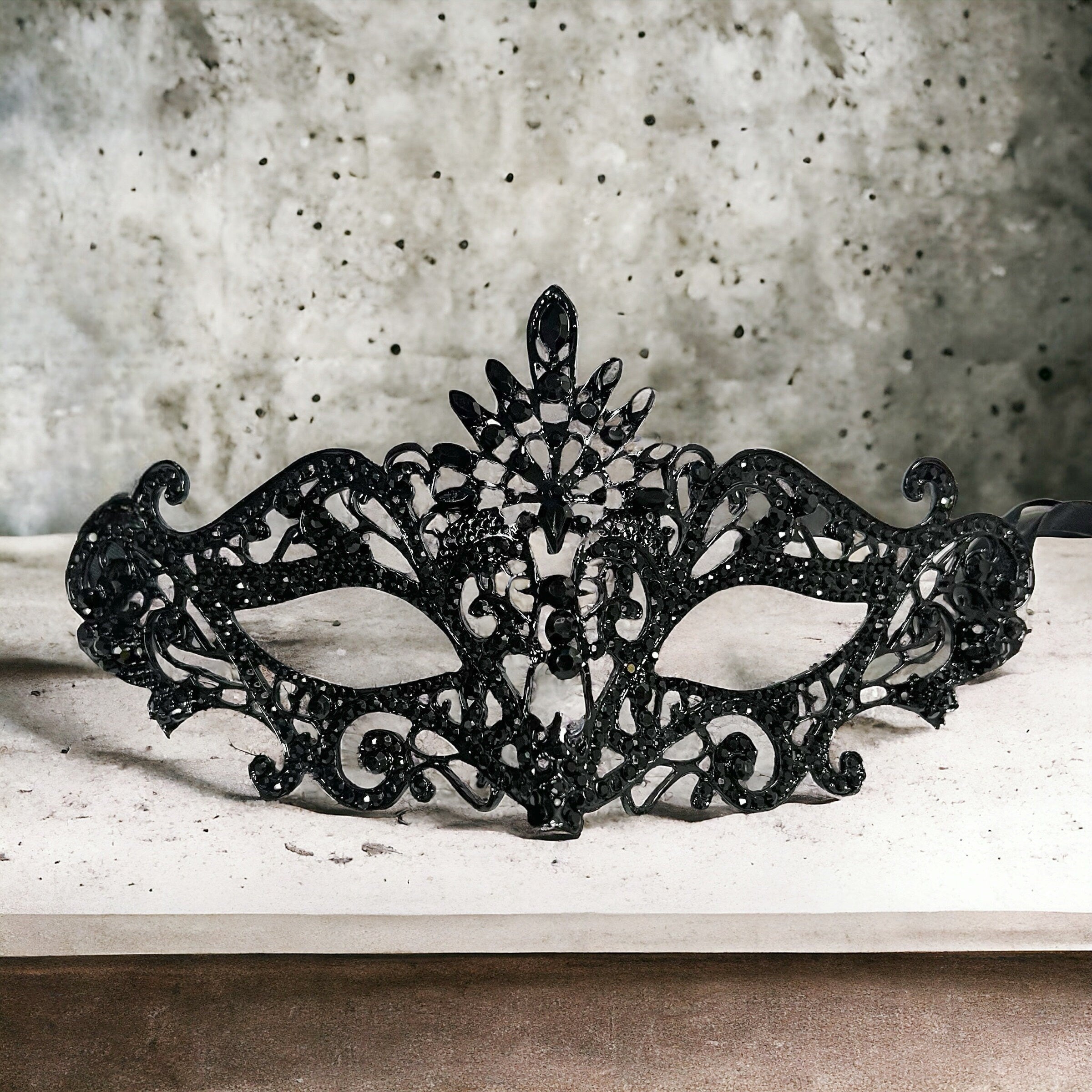 Black Crystal Masquerade Mask Rhinestone Alloy Eye Mask