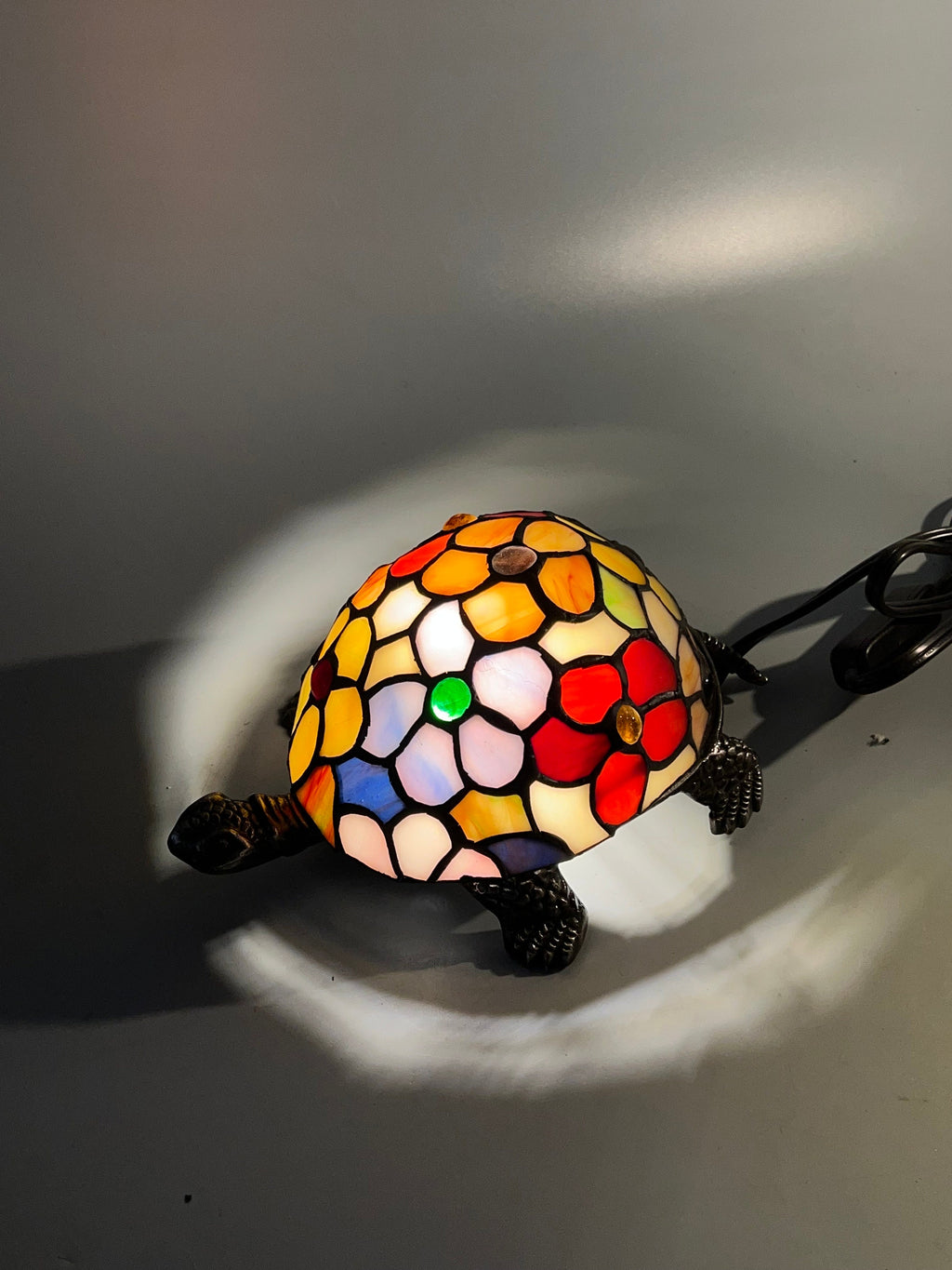 U2Antique Turtle Tiffany Mosaic Stained Glass Table Lamp Beige