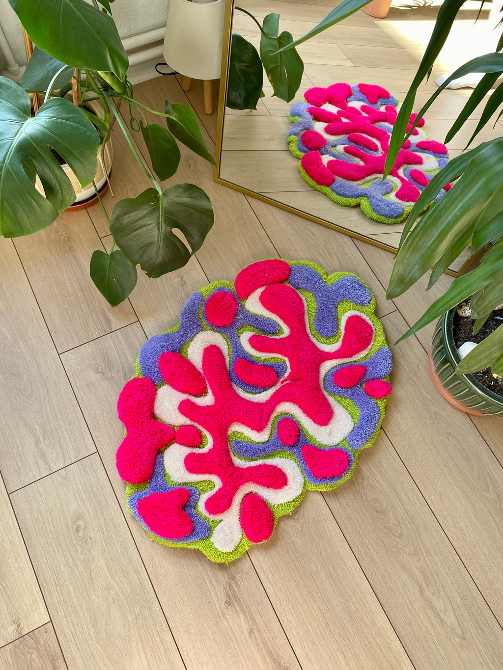 OrnnWorks Coral Abstract 3D Fluffy Handmade Tufted Rug
