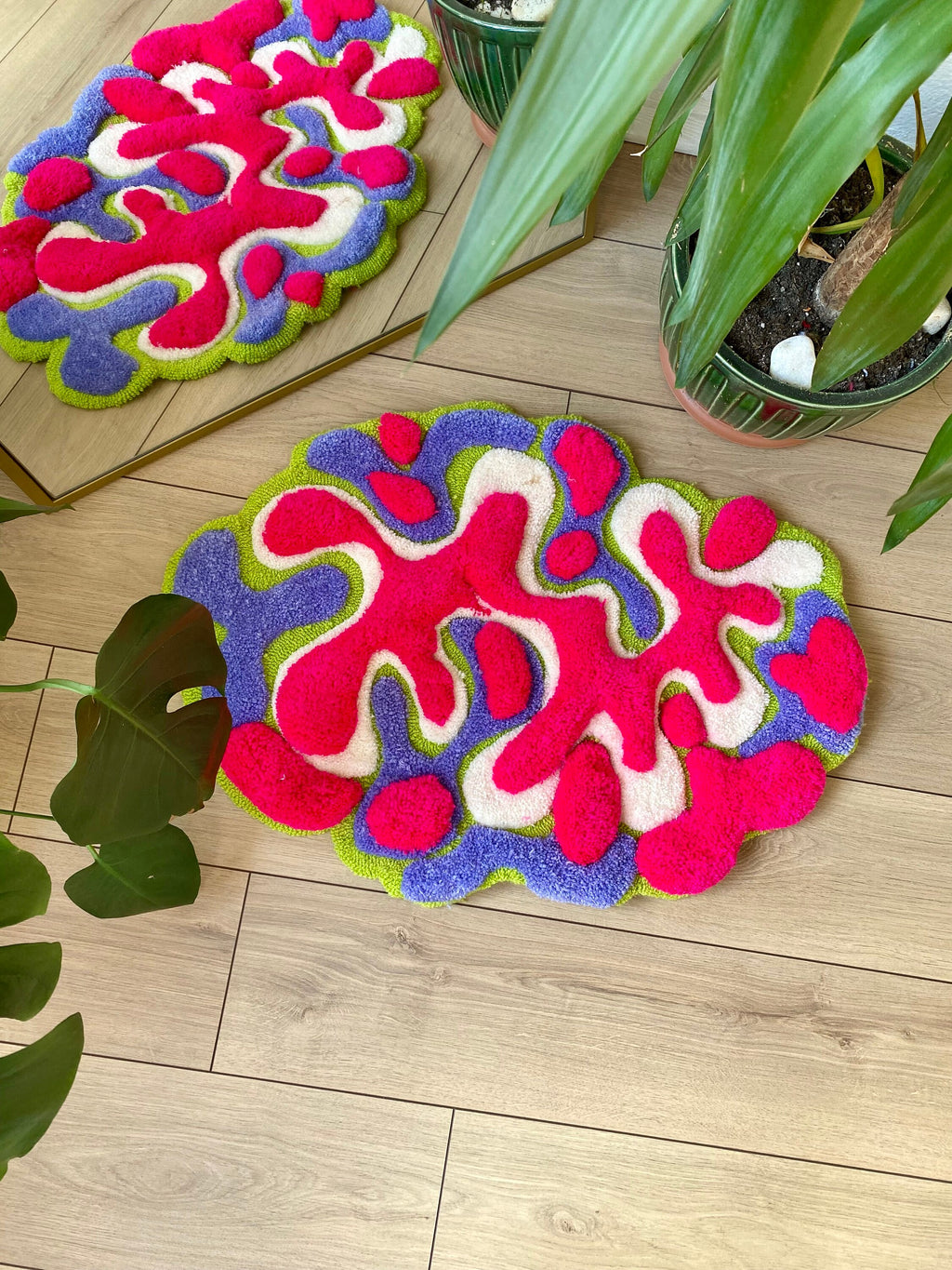OrnnWorks Coral Abstract 3D Fluffy Handmade Tufted Rug
