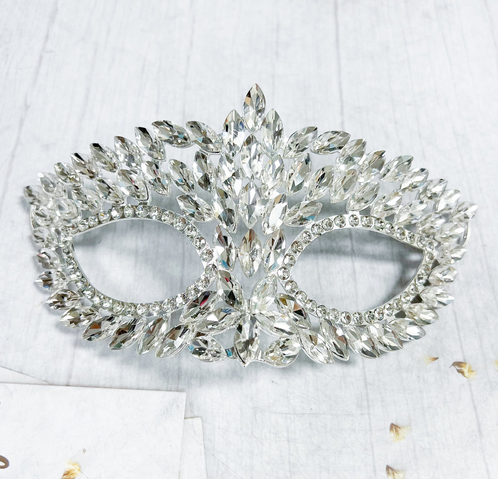HappyJewelryWorld Silver Masquerade Mask with Clear Crystal Rhinestones