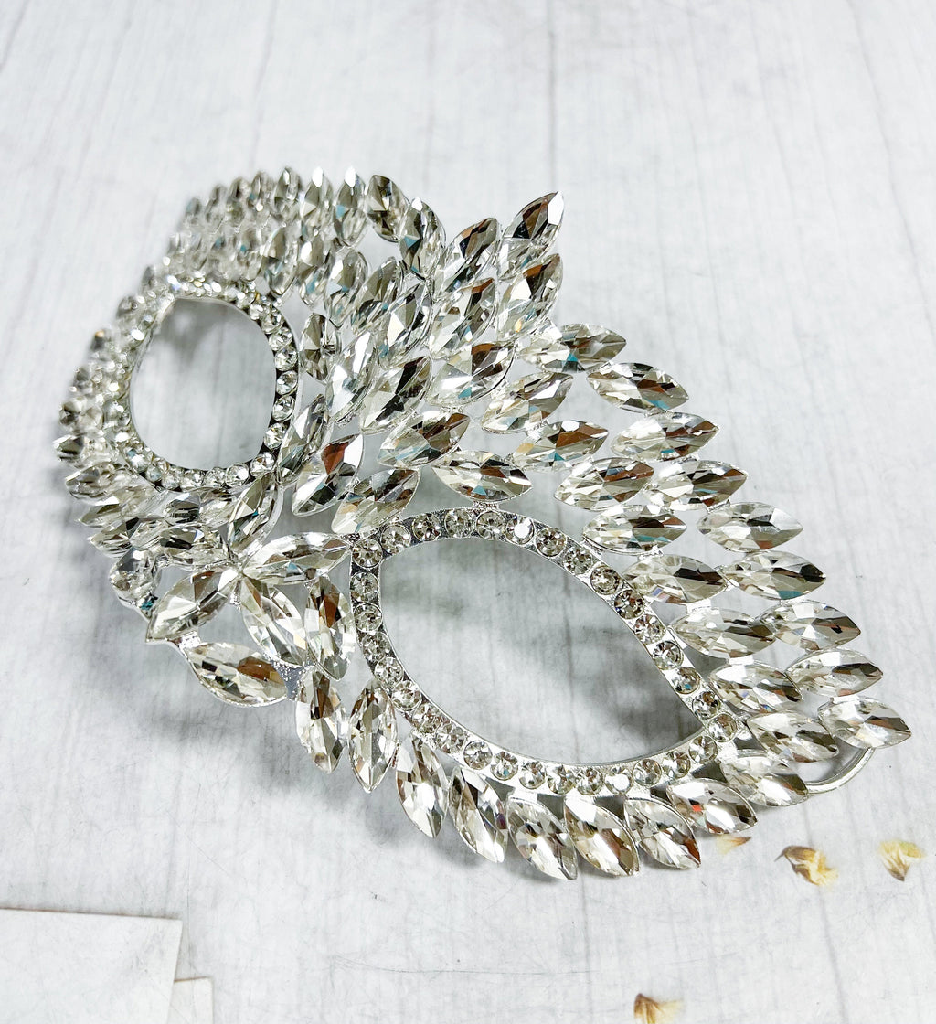 HappyJewelryWorld Silver Masquerade Mask with Clear Crystal Rhinestones