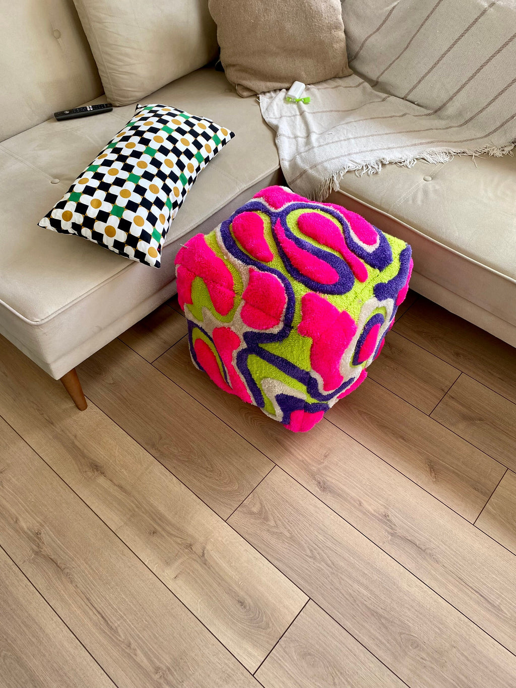 OrnnWorks Coral Abstract 3D Tufted Ottoman Pouf Cover Unstuffed 45cm