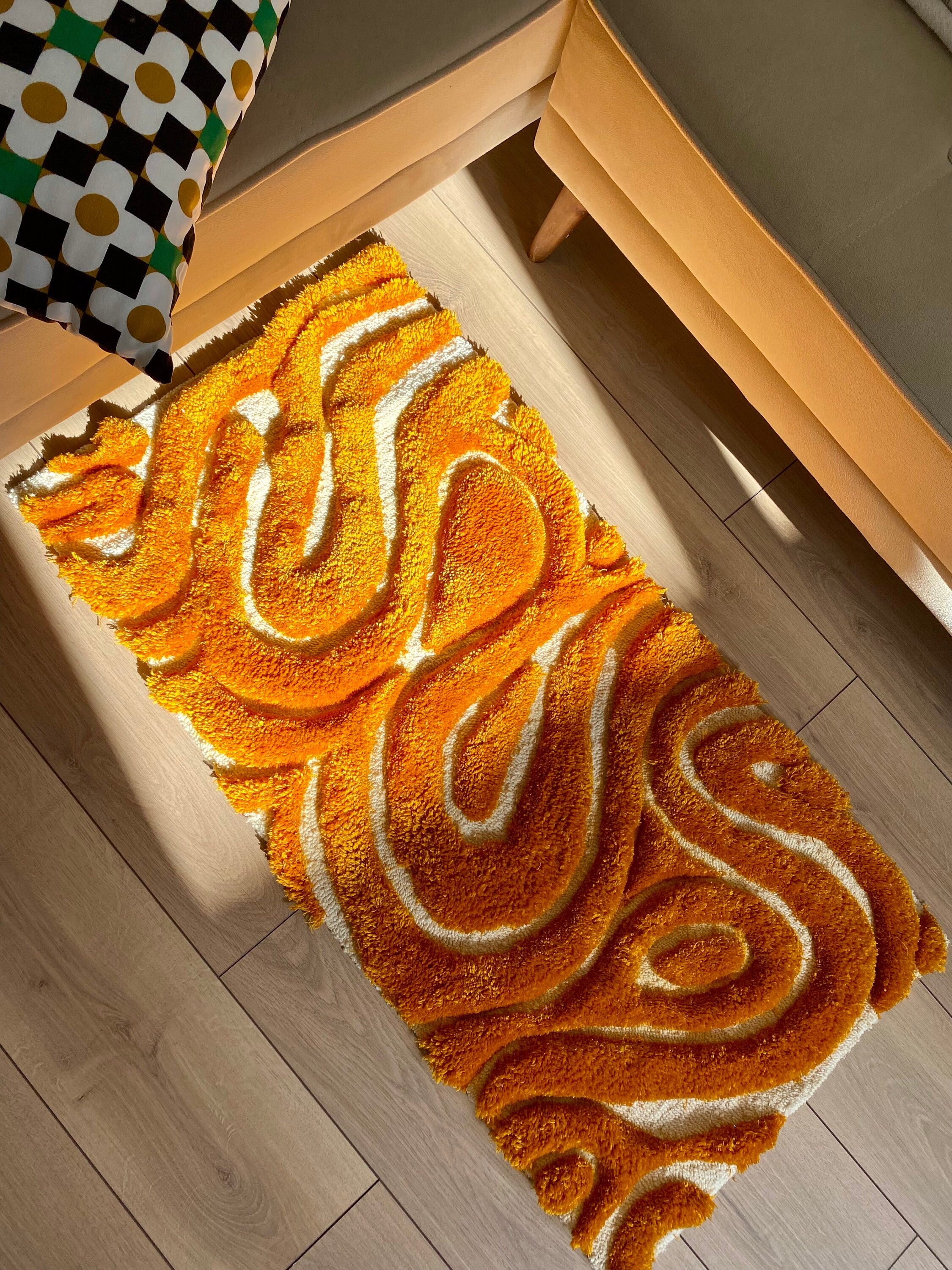 OrnnWorks Mustard Abstract 3D Fluffy Handmade Tufted Rug 110cm