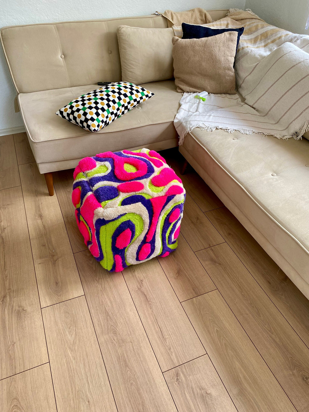 OrnnWorks Coral Abstract 3D Tufted Ottoman Pouf Cover Unstuffed 45cm