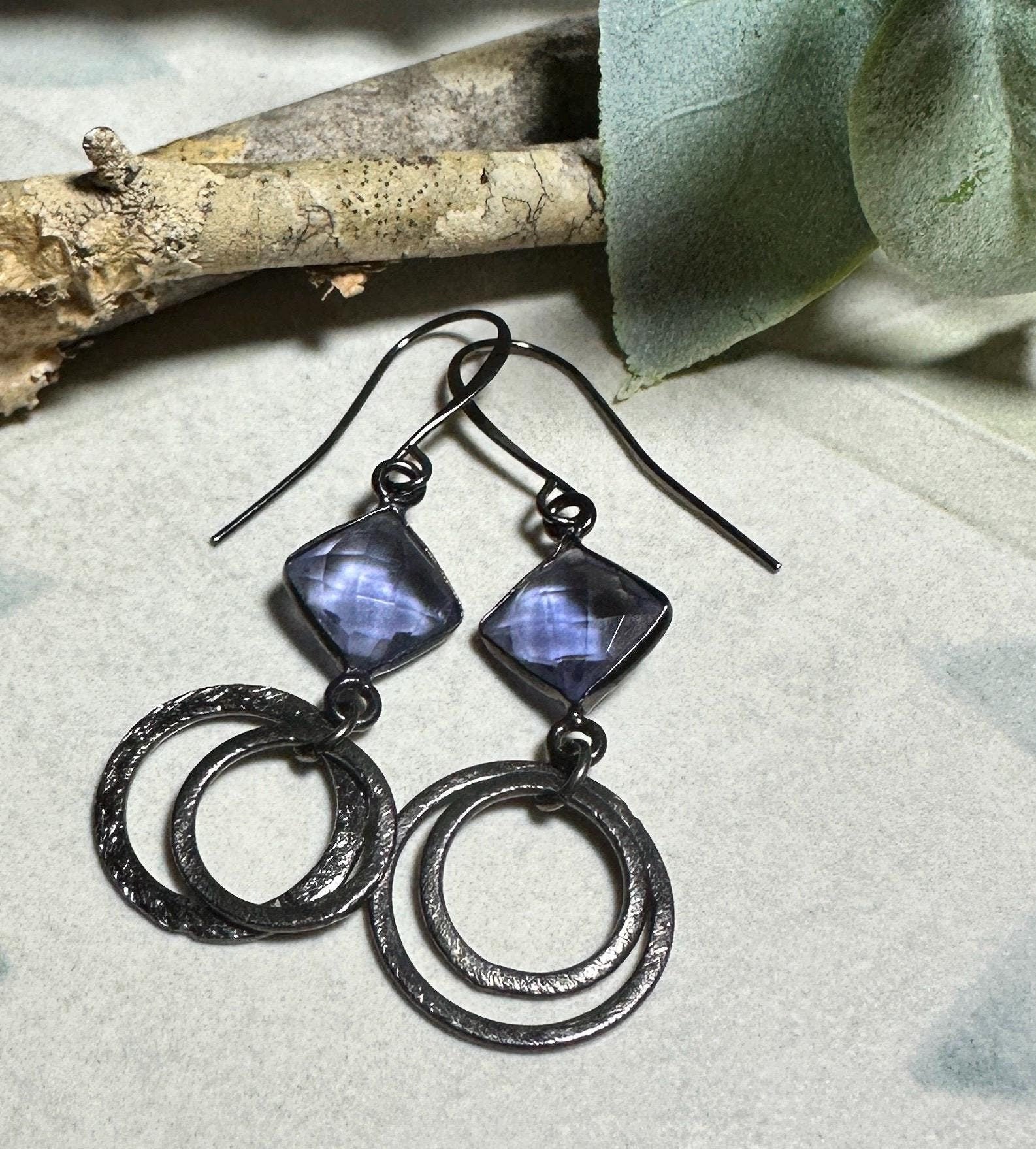 MossberryandStone Oxidized Sterling Silver Amethyst Geometric Circle Dangle Earrings
