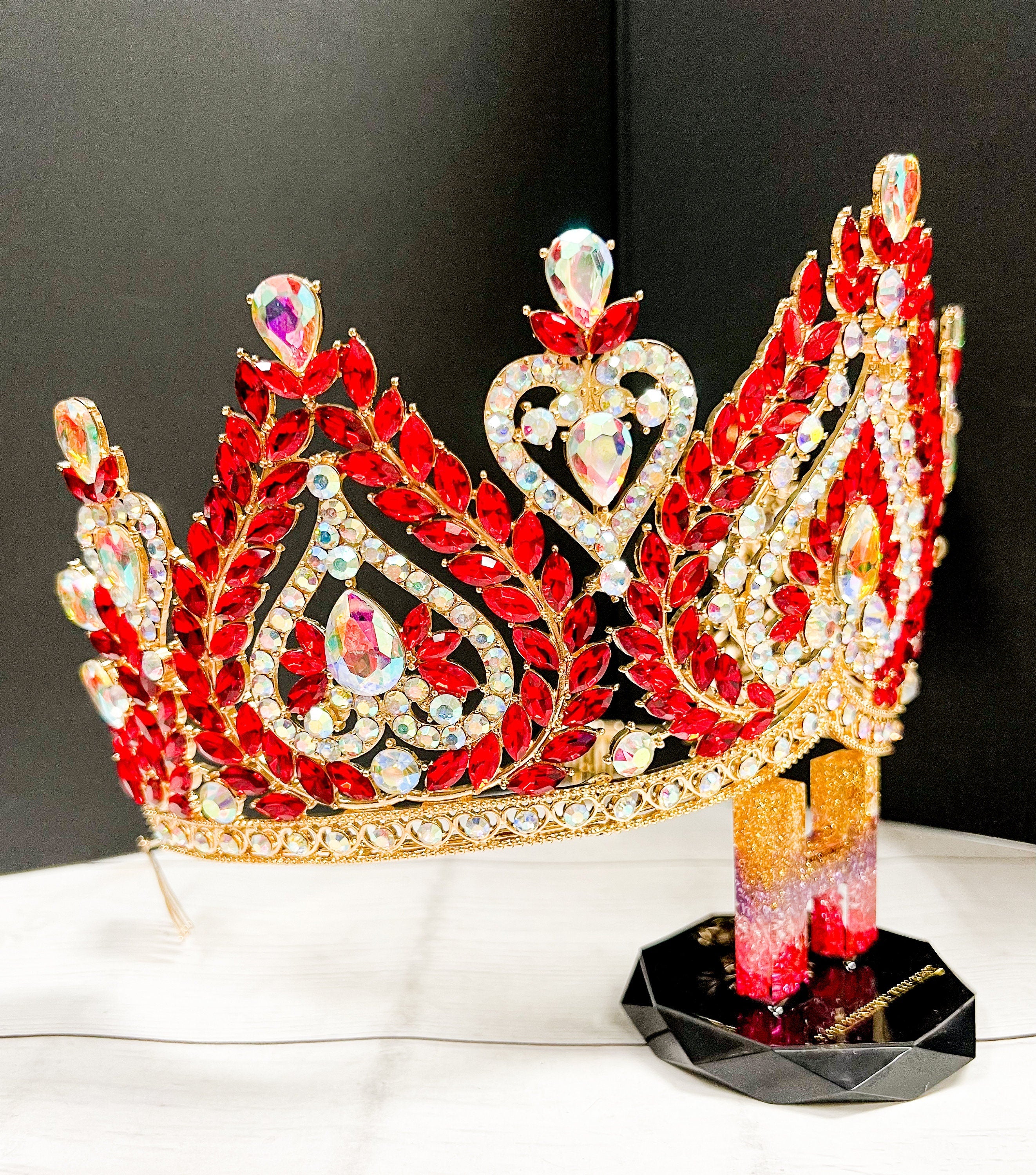 HappyJewelryWorld Red Crystal Queen Crown Gold-Plated Rhinestone