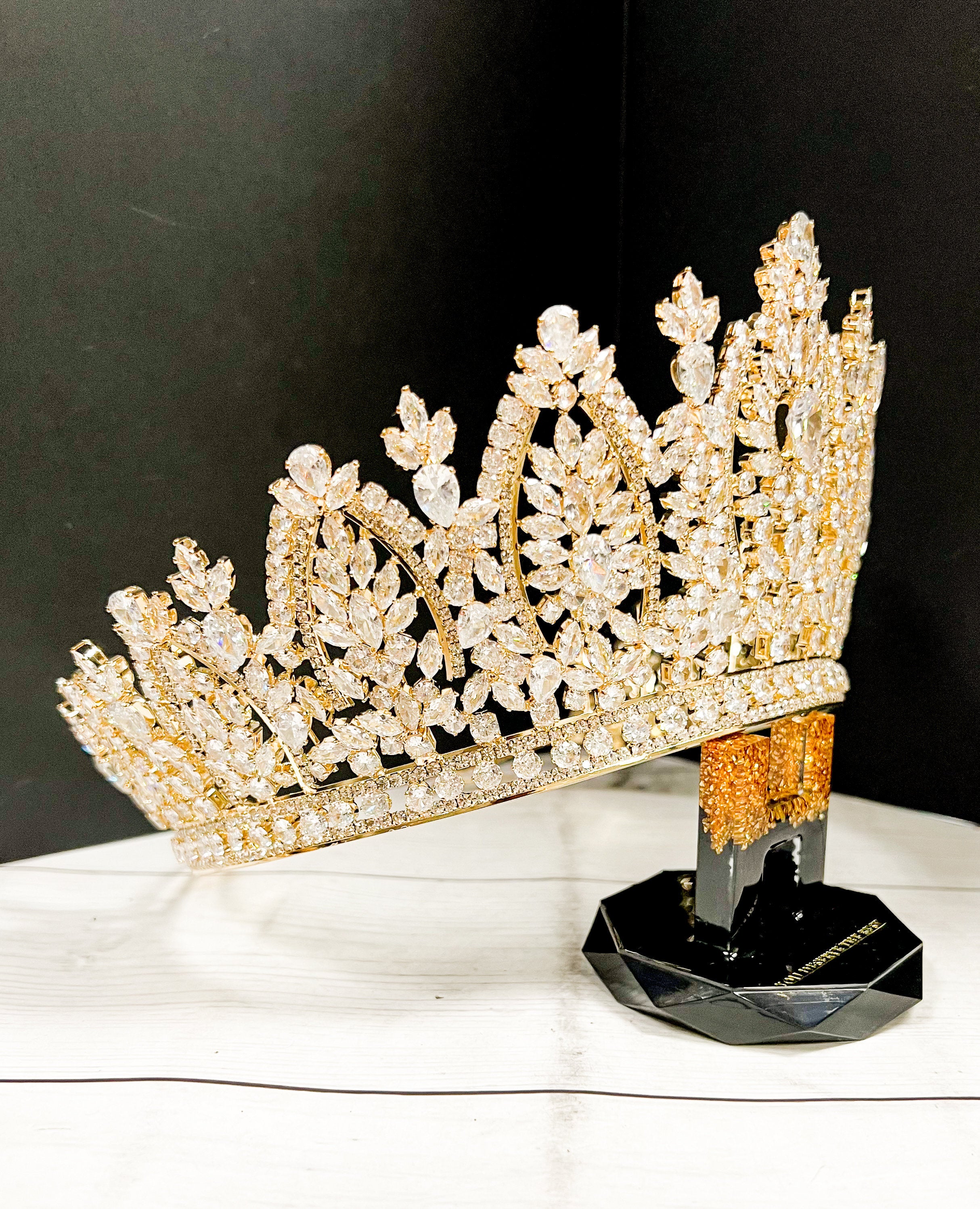 HappyJewelryWorld Cubic Zirconia Gold-Plated Bridal Crown, 6.5in