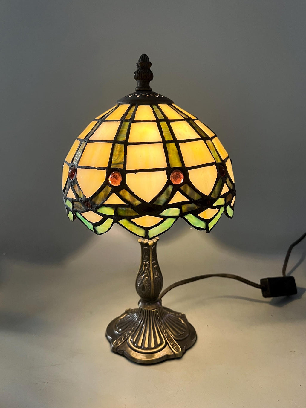 U2Antique Floral Tiffany Stained Glass Table Lamp
