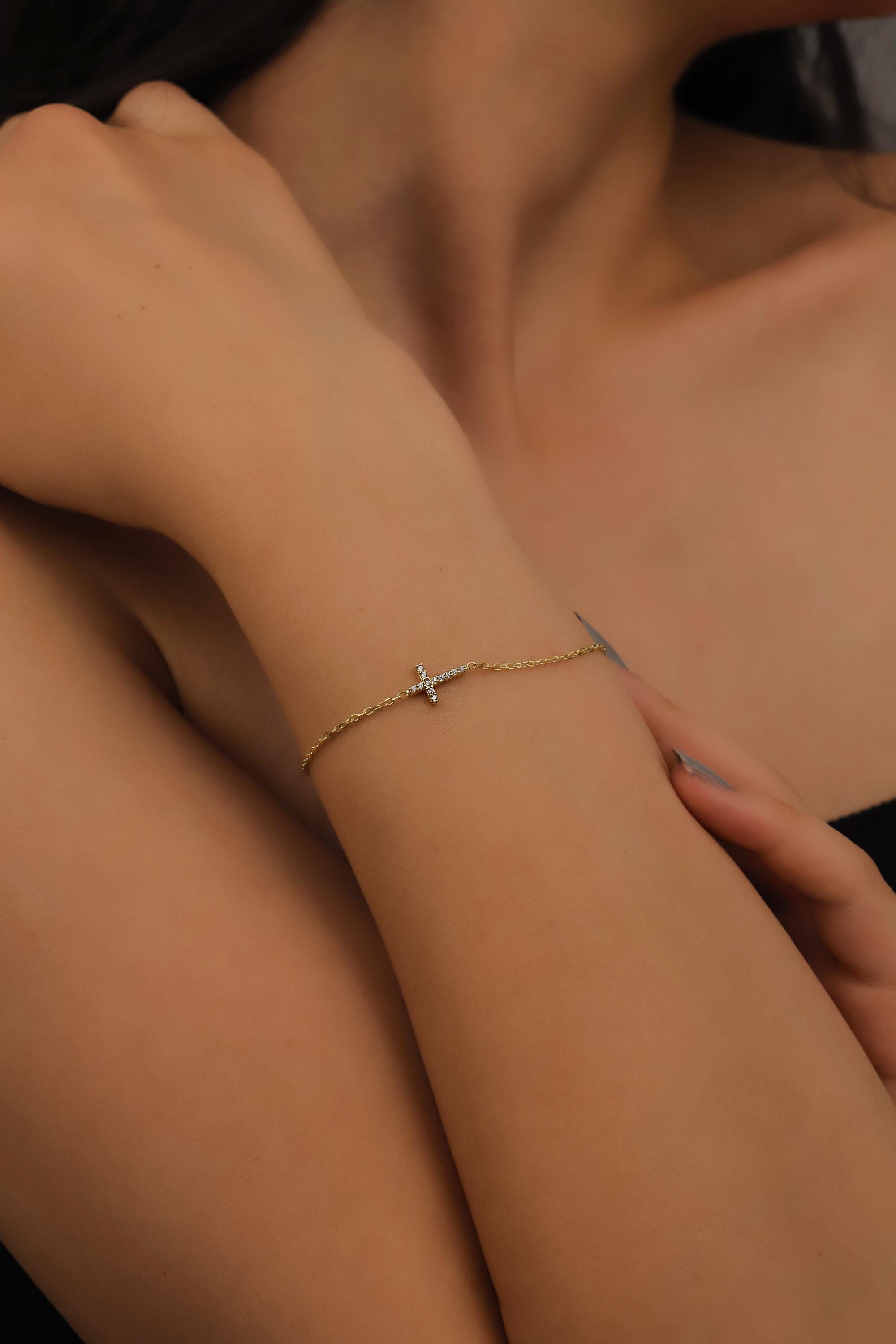 SilverGoldandRose Dainty Diamond Cross Bracelet 925 Sterling Silver Chain