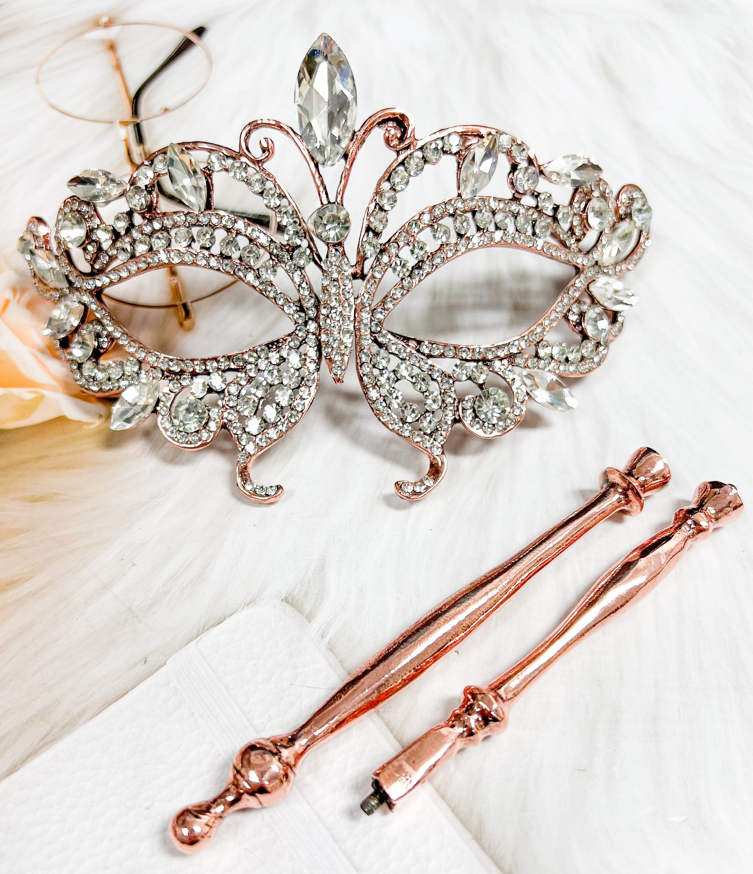 HappyJewelryWorld Crystal Butterfly Masquerade Mask with Stick Rose Gold