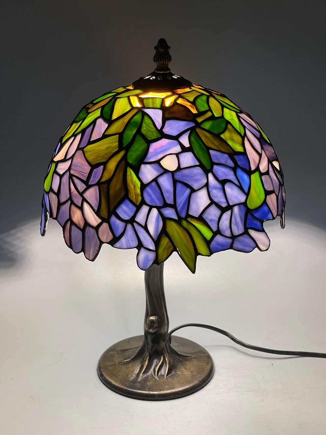 U2Antique Wisteria Tiffany Table Lamp 10in Stained Glass