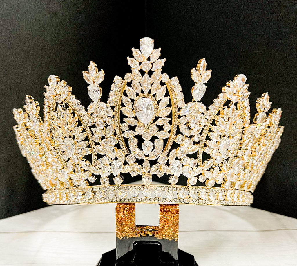 HappyJewelryWorld Cubic Zirconia Gold-Plated Bridal Crown, 6.5in