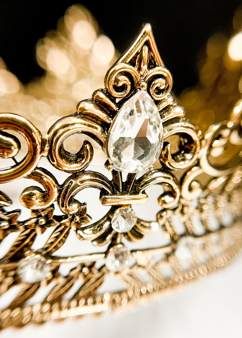 HappyJewelryWorld Vintage Lion King Crown Prince Wedding Headpiece Clear Crystal
