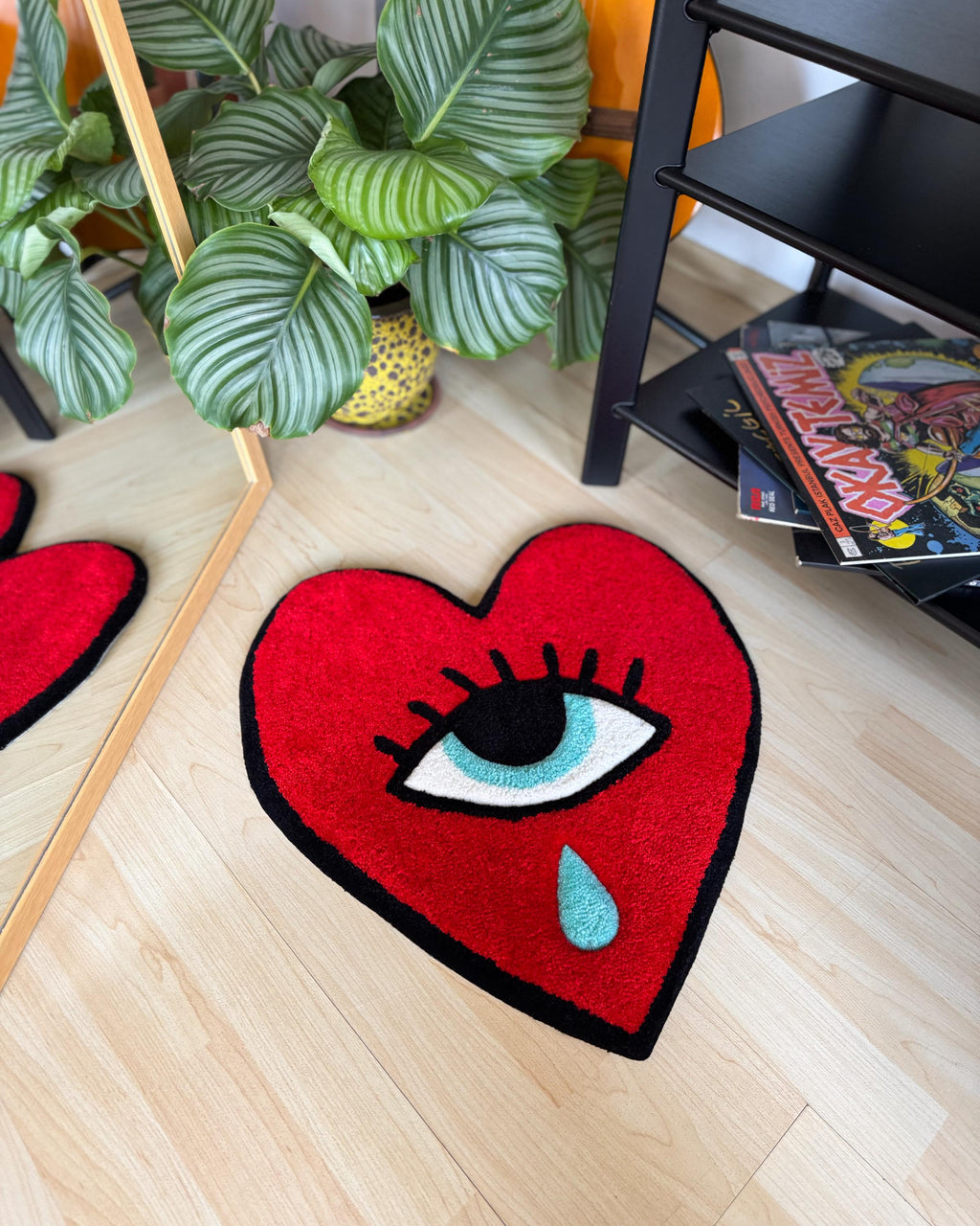 LargoModern Crying Heart Handmade Tufted Rug