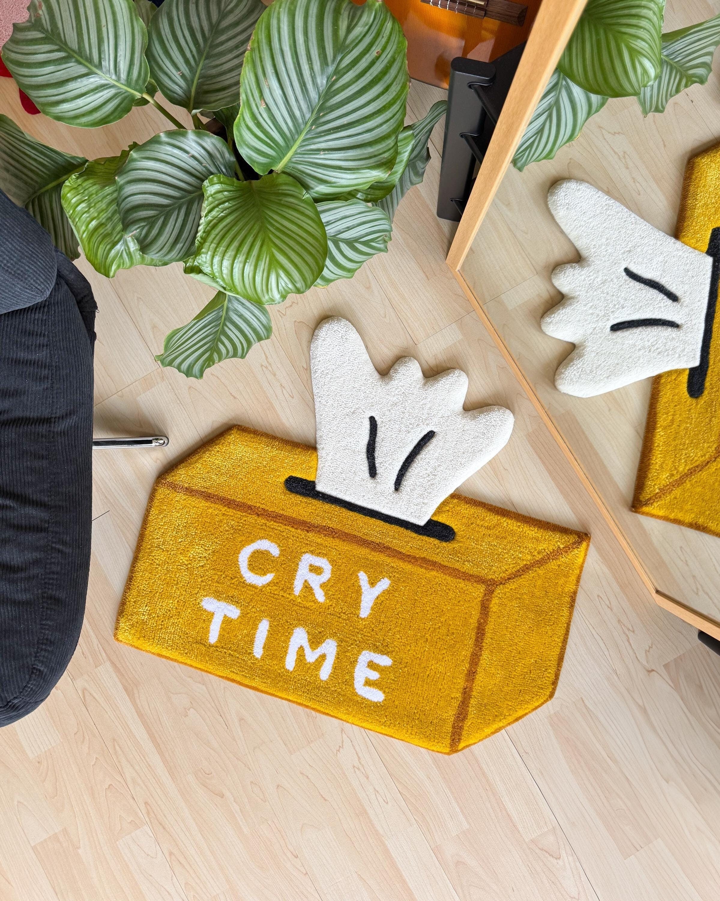 LargoModern Cry Time Hand Tufted Rug Tissue Box Shape 27in Yellow