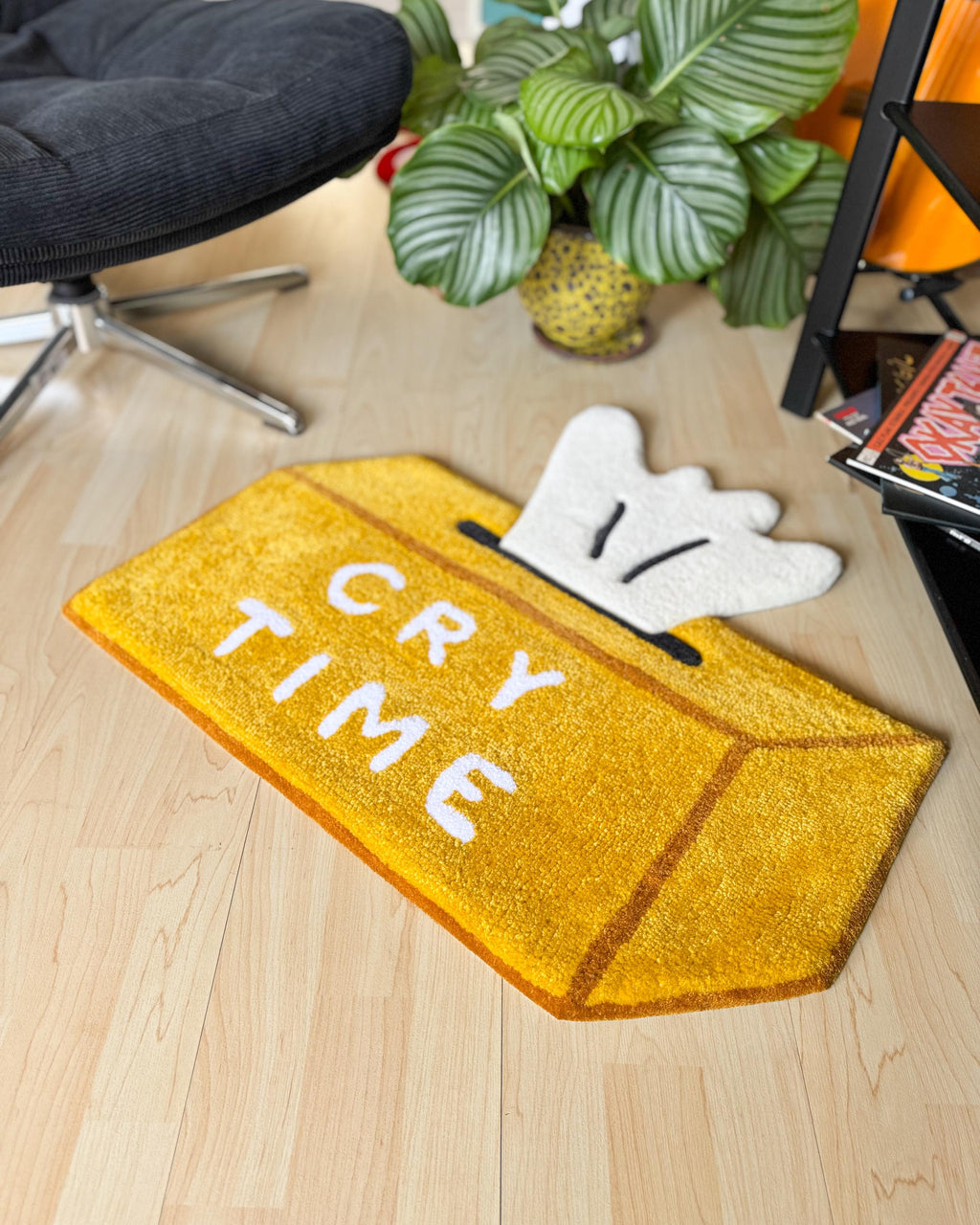 LargoModern Cry Time Hand Tufted Rug Tissue Box Shape 27in Yellow