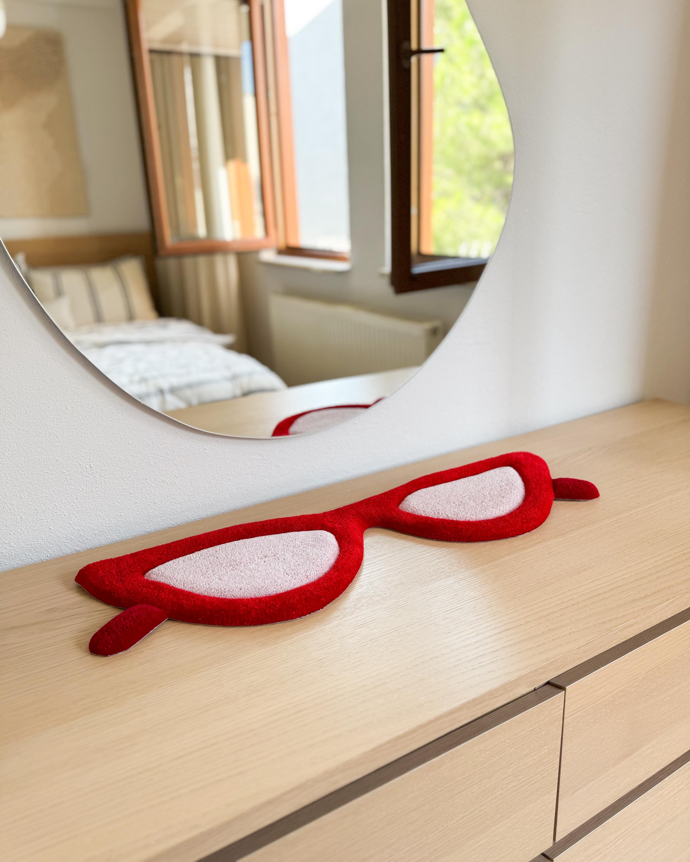 LargoModern Cat Eye Glasses Tufted Rug Handmade Fluffy Acrylic