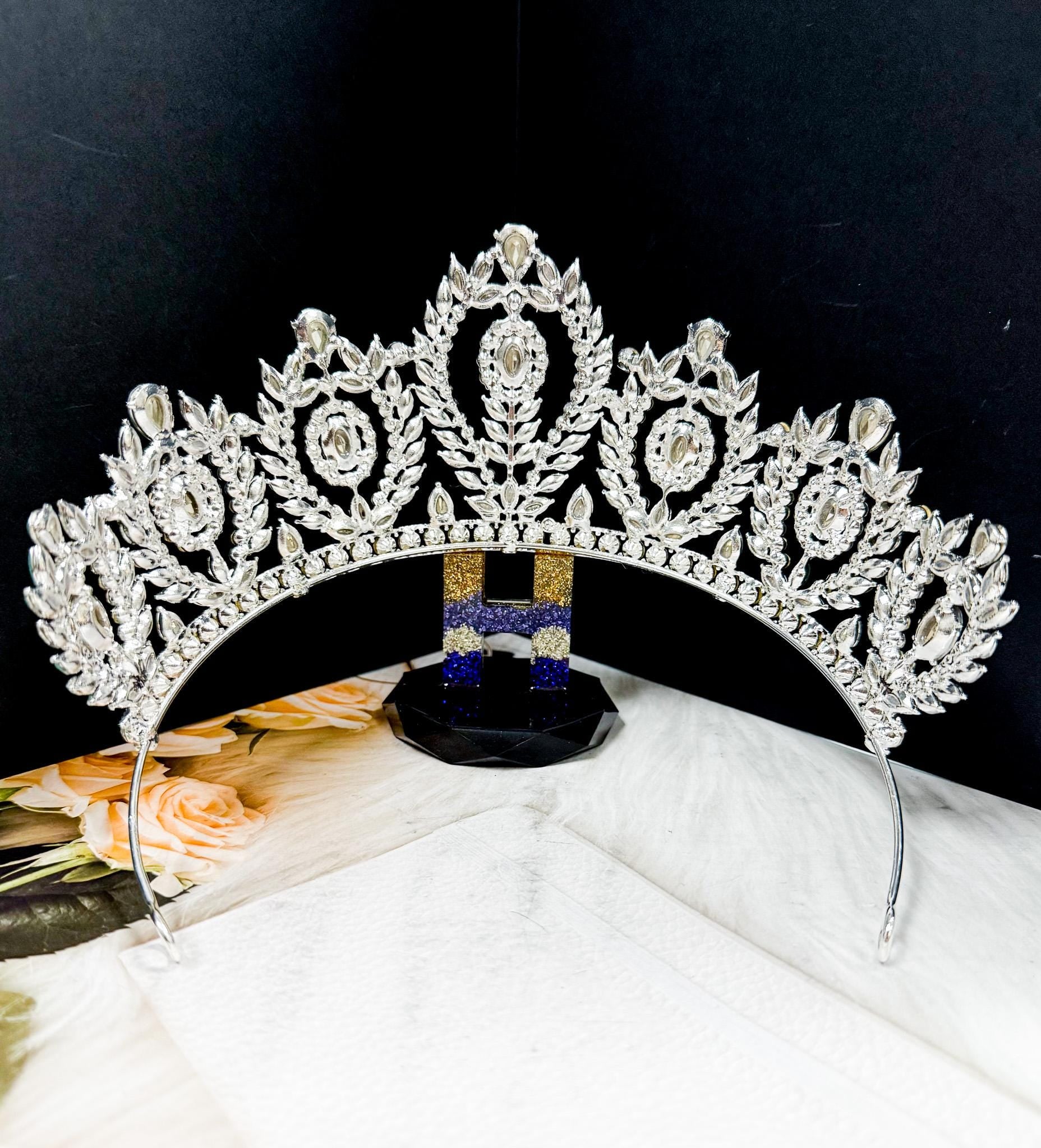 Emerald Gemstone Princess Tiara: Silver-Plated Wedding Crown