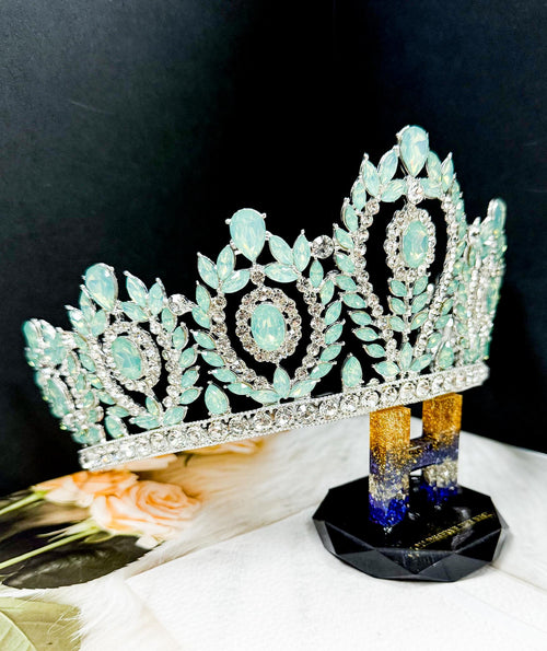 Emerald Gemstone Princess Tiara: Silver-Plated Wedding Crown