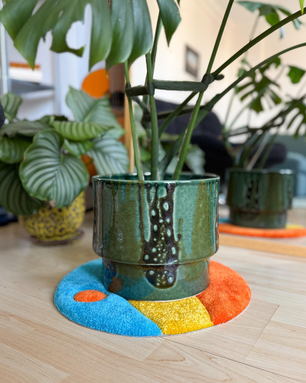 LargoModern Mystical Nature Handmade Tufted Rug Plant Pot Decor
