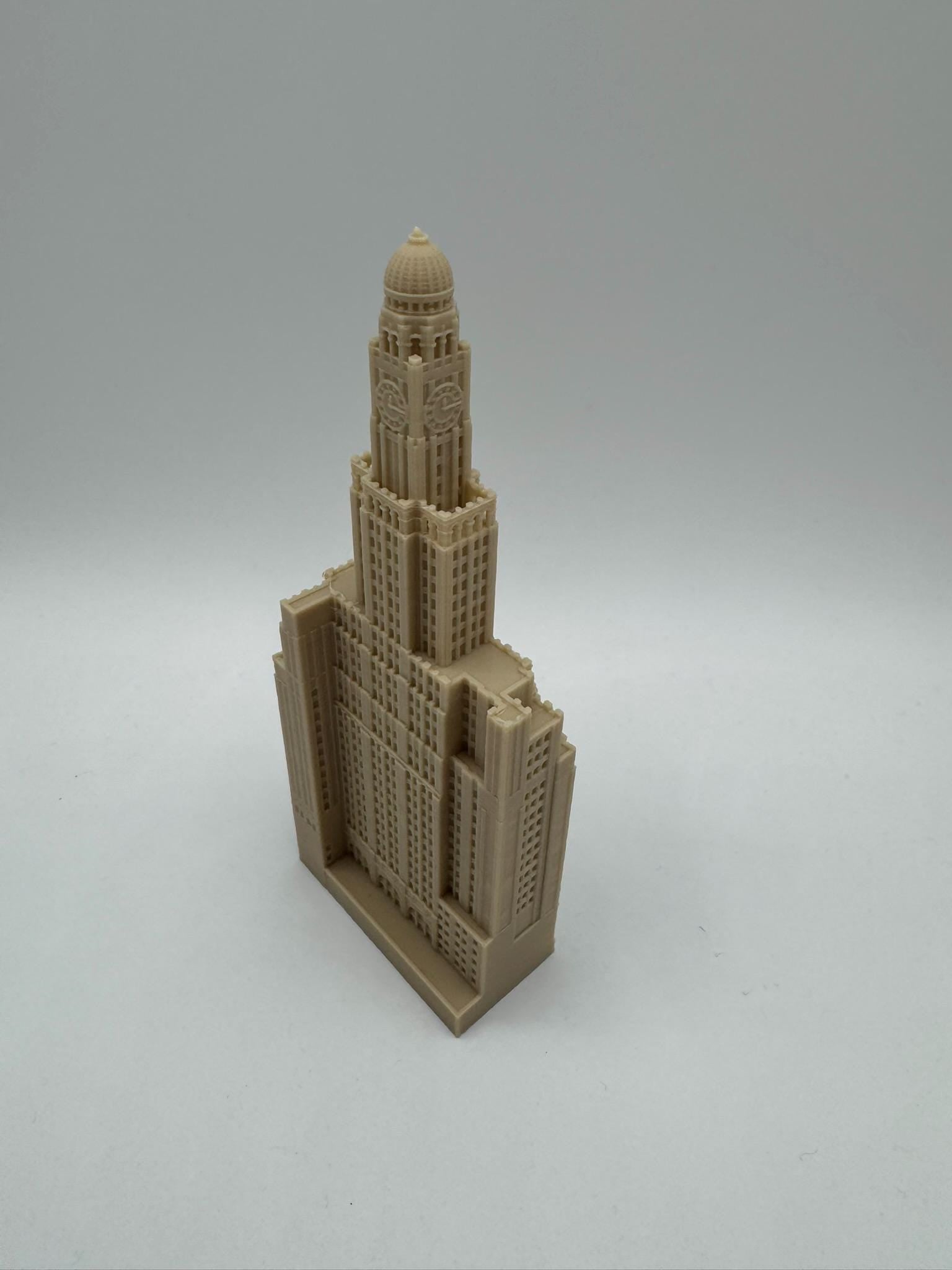 StarsoftheCity One Hanson Place 3D Printed Statue Beige