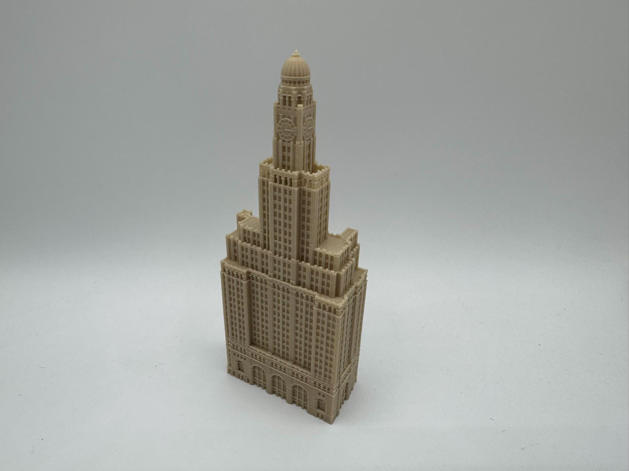 StarsoftheCity One Hanson Place 3D Printed Statue Beige