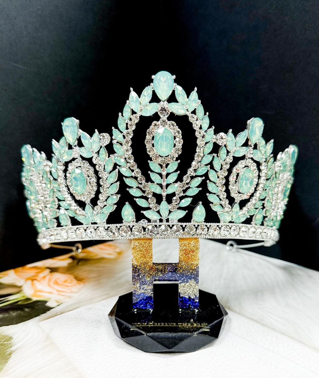 Emerald Gemstone Princess Tiara: Silver-Plated Wedding Crown
