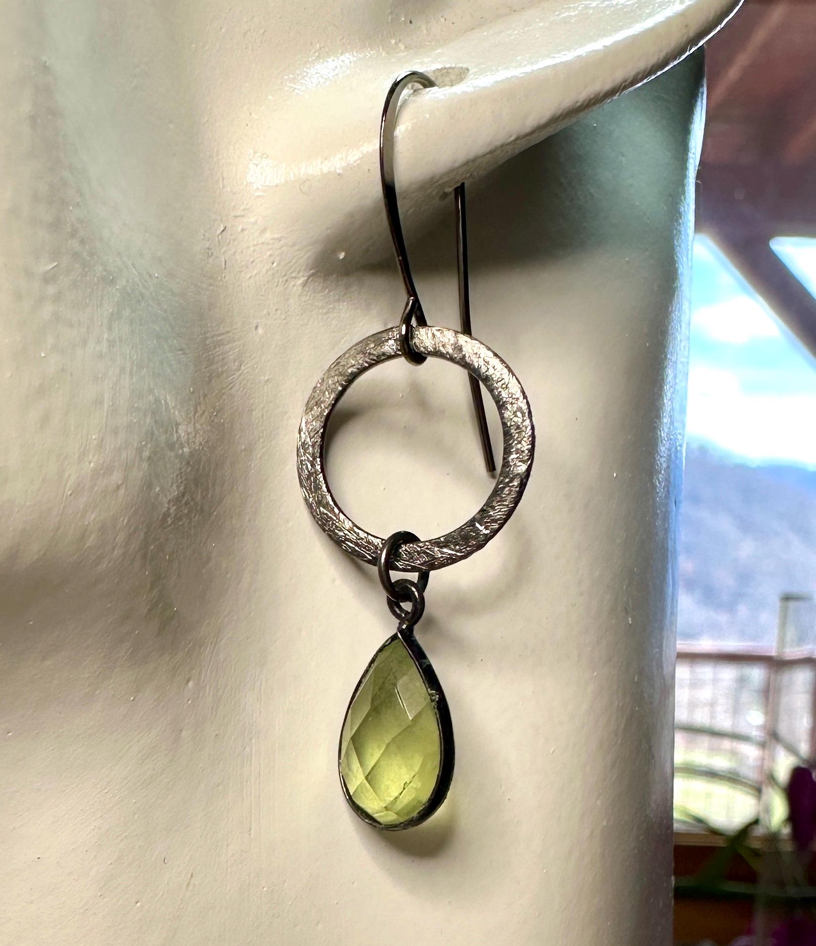 MossberryandStone Oxidized Sterling Silver Geometric Circle Earrings Gunmetal