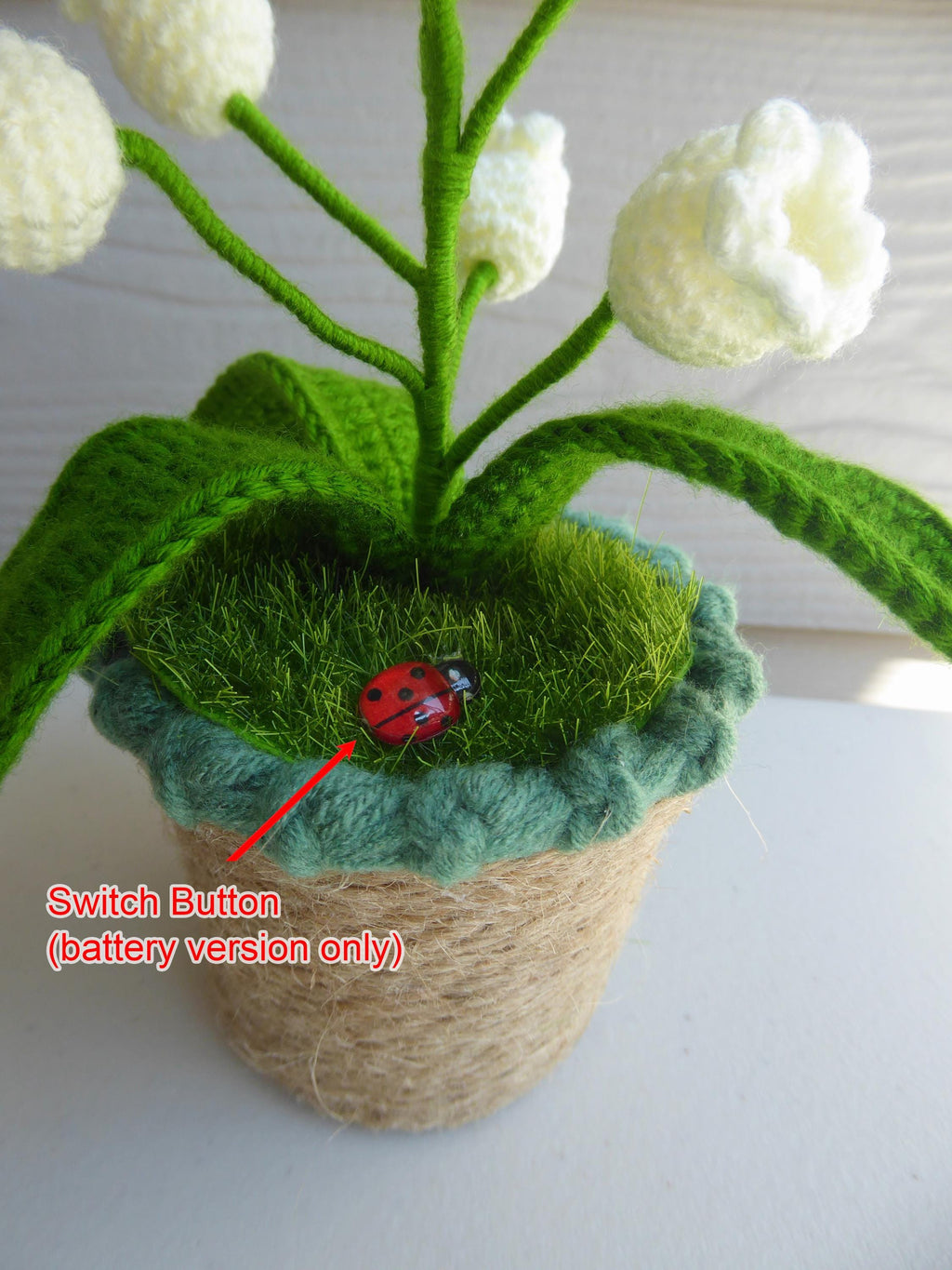 CrochetRecipe Handmade Tulip Mini Potted Plant Light Lamp 8in Pink