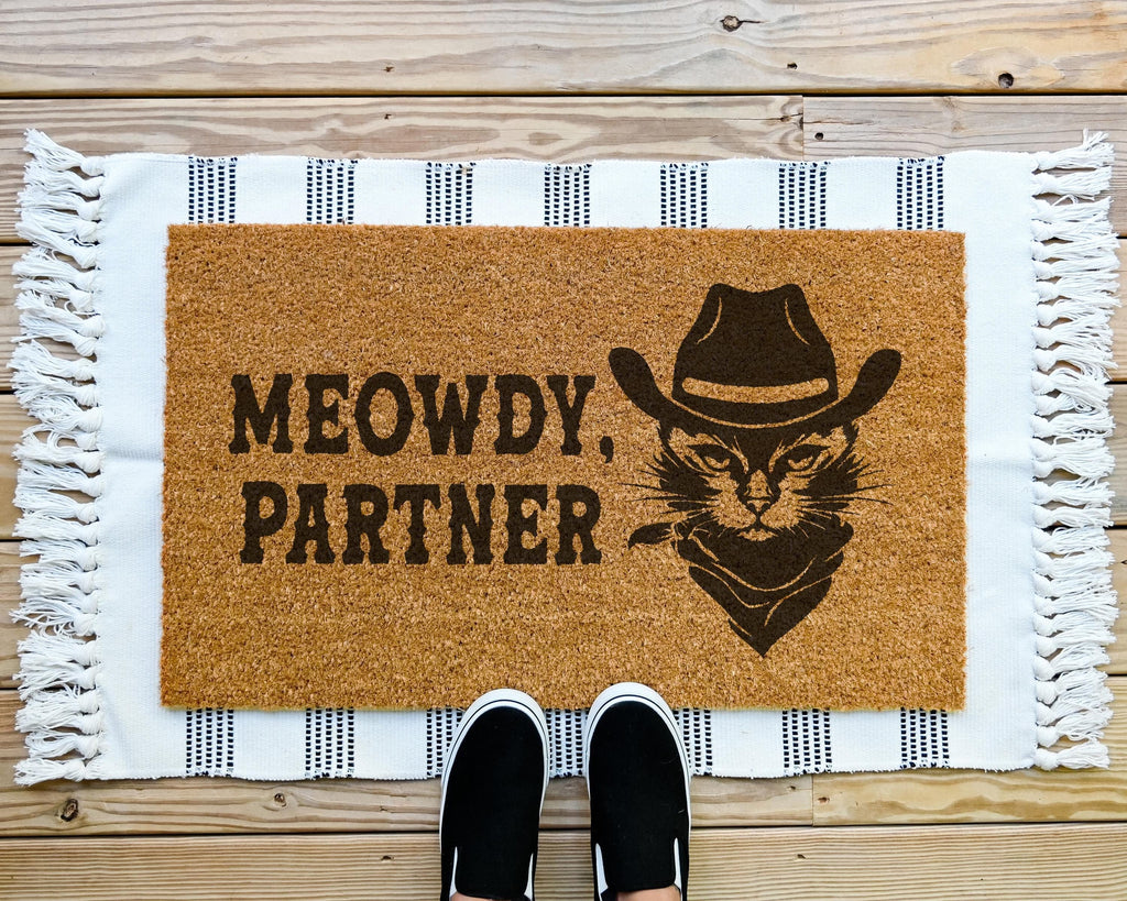 HamlinRowShop Meowdy Partner Coir Doormat Funny Cowboy Cat
