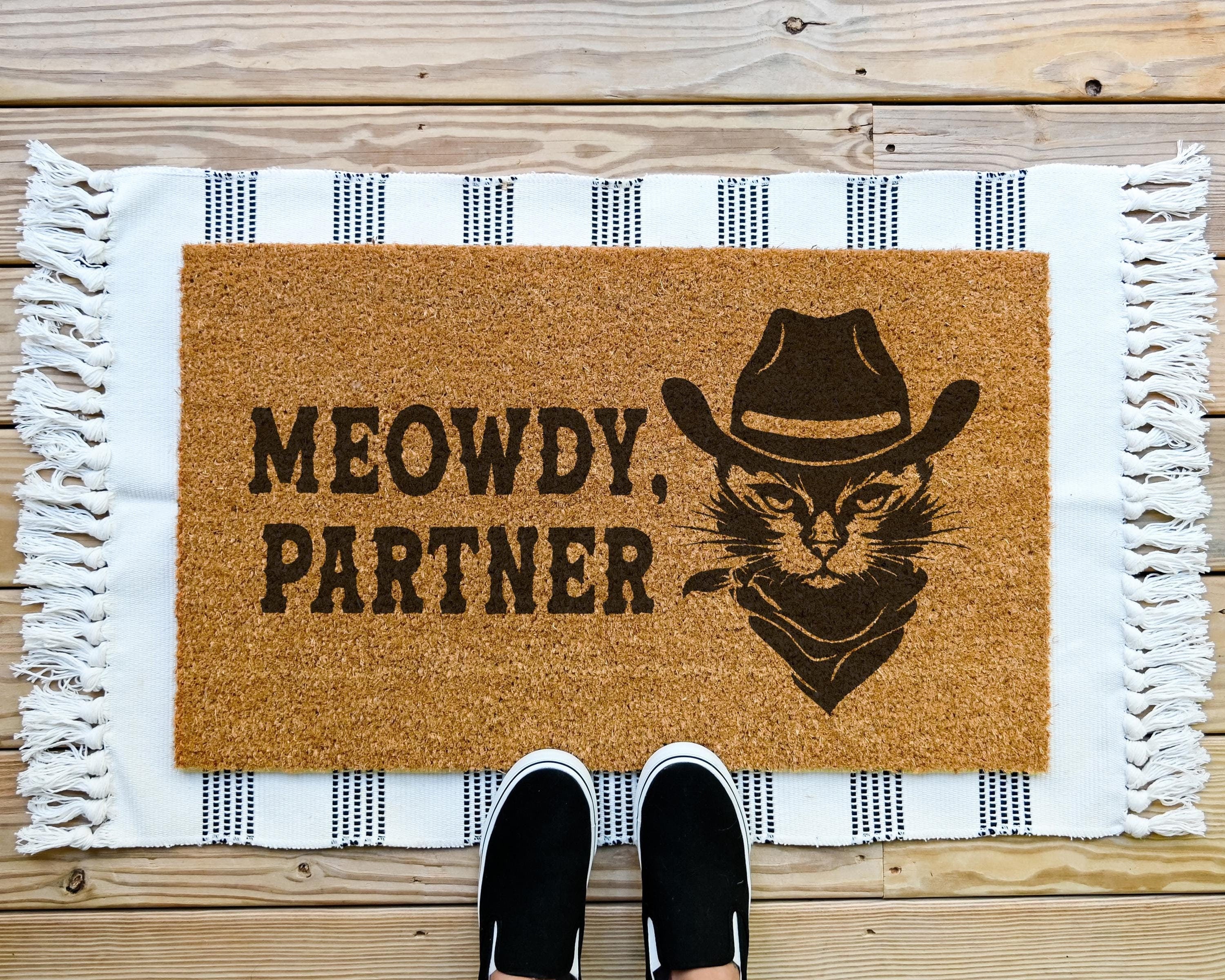 HamlinRowShop Meowdy Partner Coir Doormat Funny Cowboy Cat