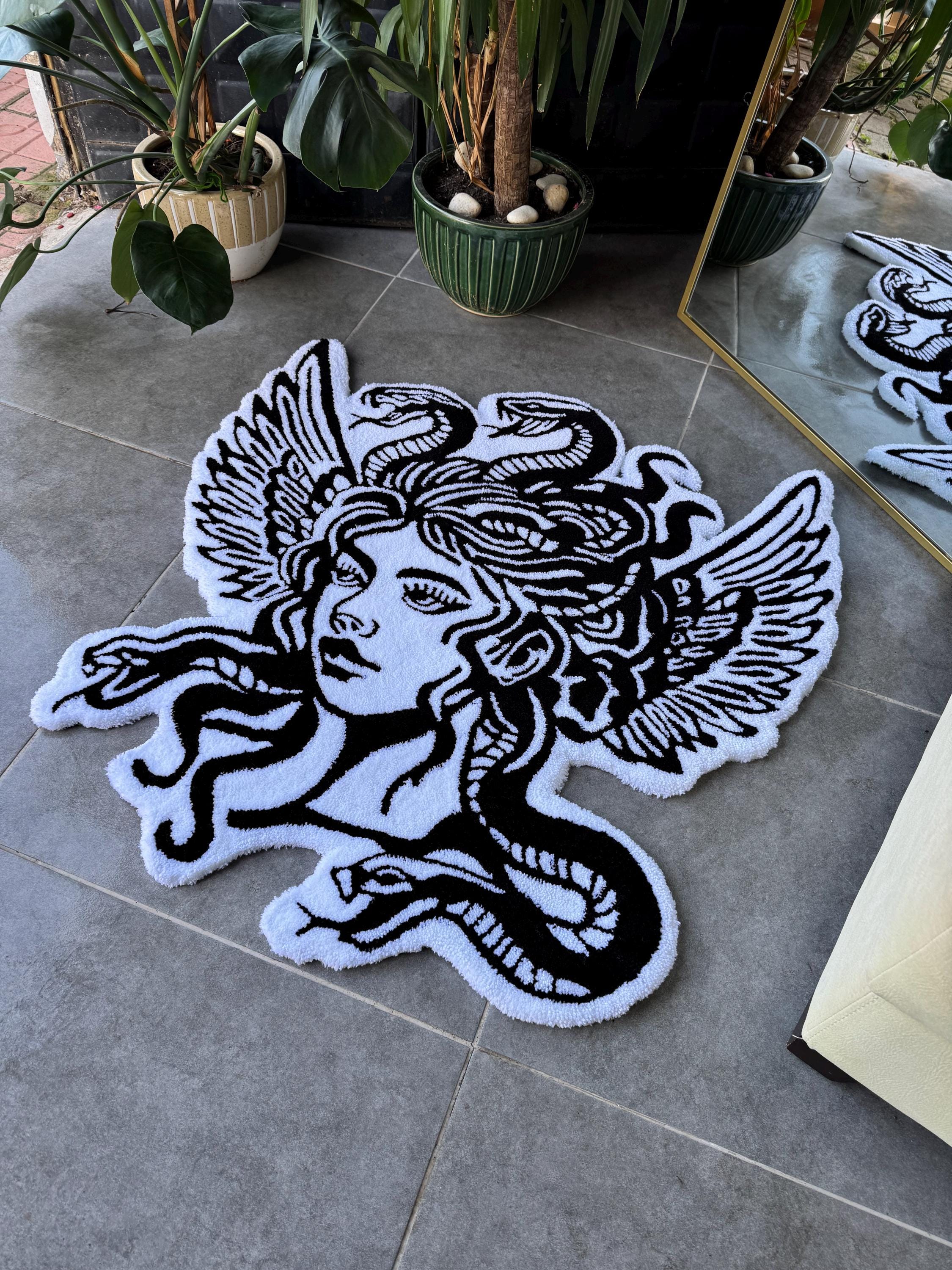 OrnnWorks Handmade Medusa Fluffy Tufted Rug with Snakes Motif