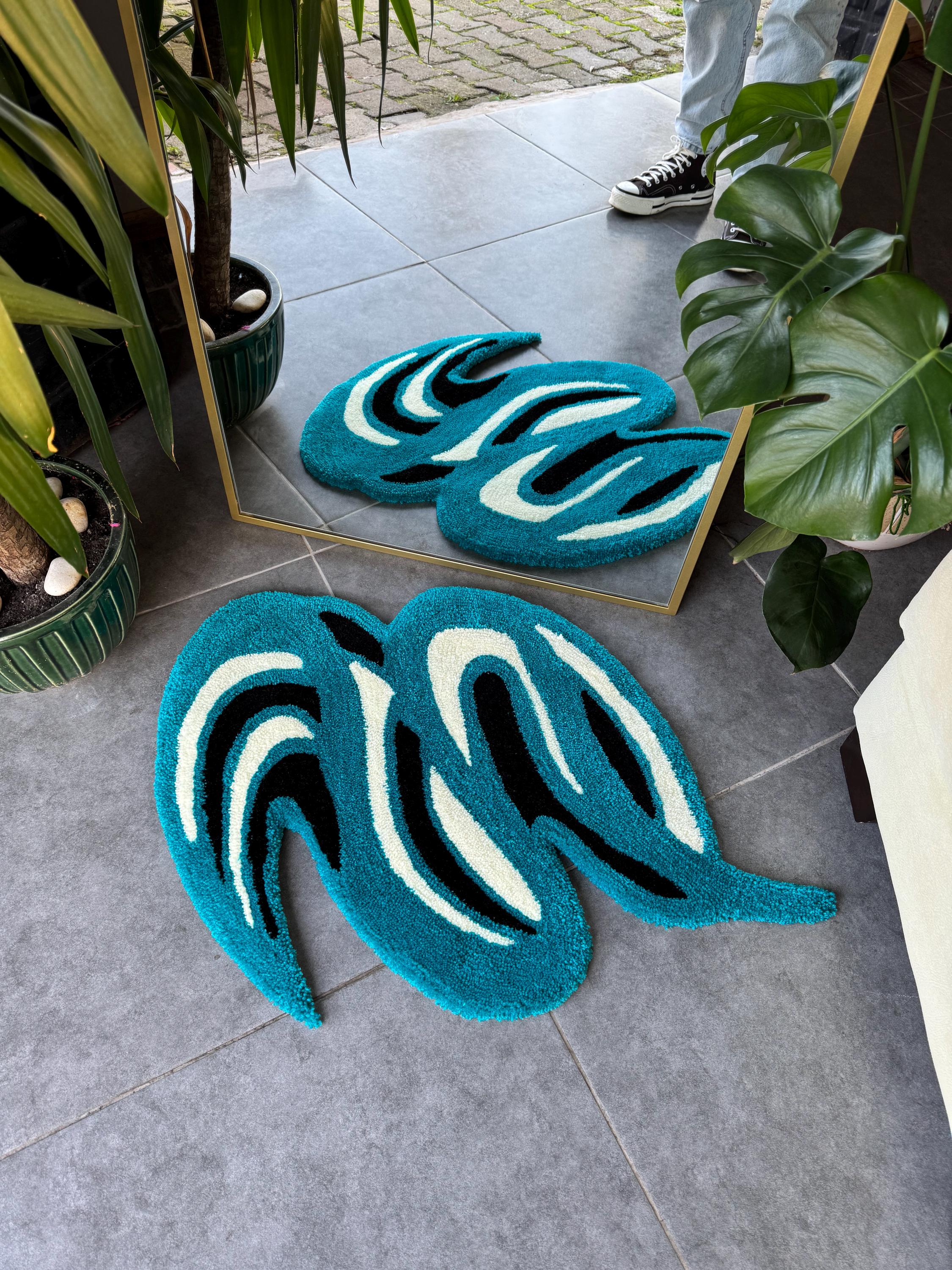 OrnnWorks Abstract Blue & Beige Fluffy Tufted Rug