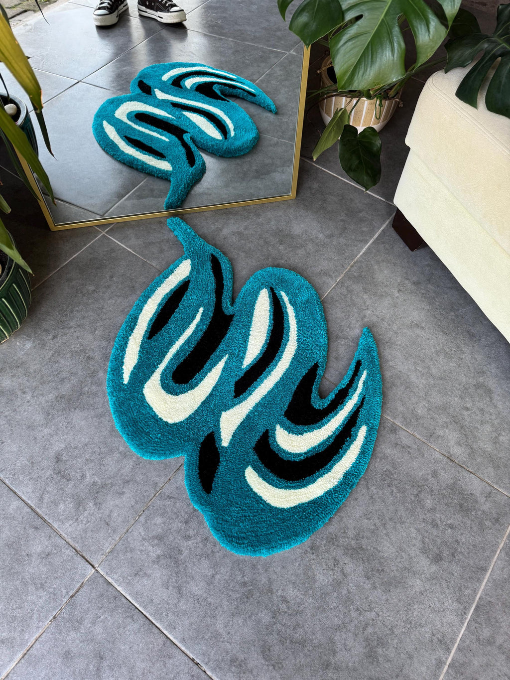 OrnnWorks Abstract Blue & Beige Fluffy Tufted Rug