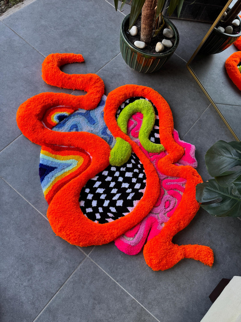OrnnWorks Dopamine 3D Fluffy Psychedelic Abstract Handmade Tufted Rug