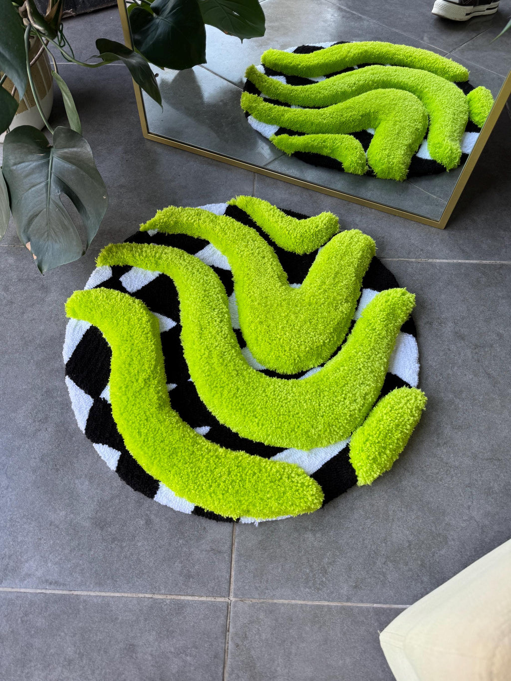 OrnnWorks 3D Vibrant Green & Checkered Fluffy Handmade Tufted Rug